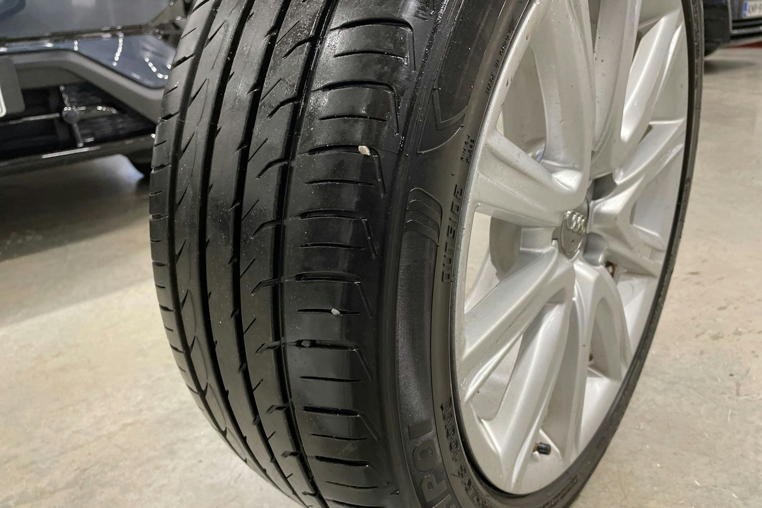 harmaa Audi A6 2013 kuva 33.