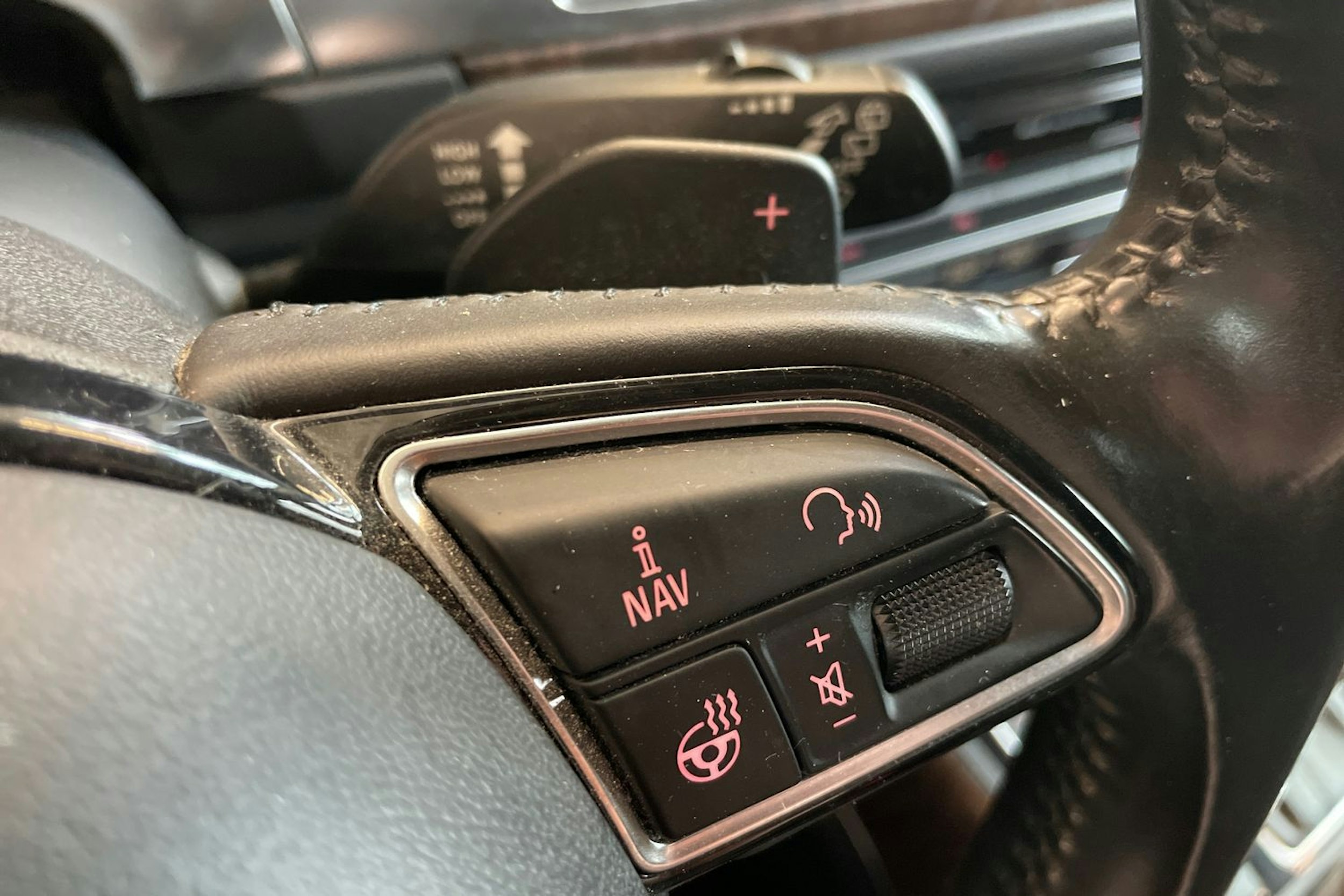 Sininen Audi A6 2014 kuva 19.