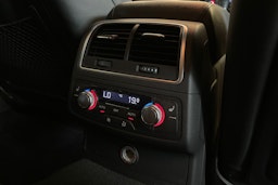 Sininen Audi A6 2014 kuva 26.