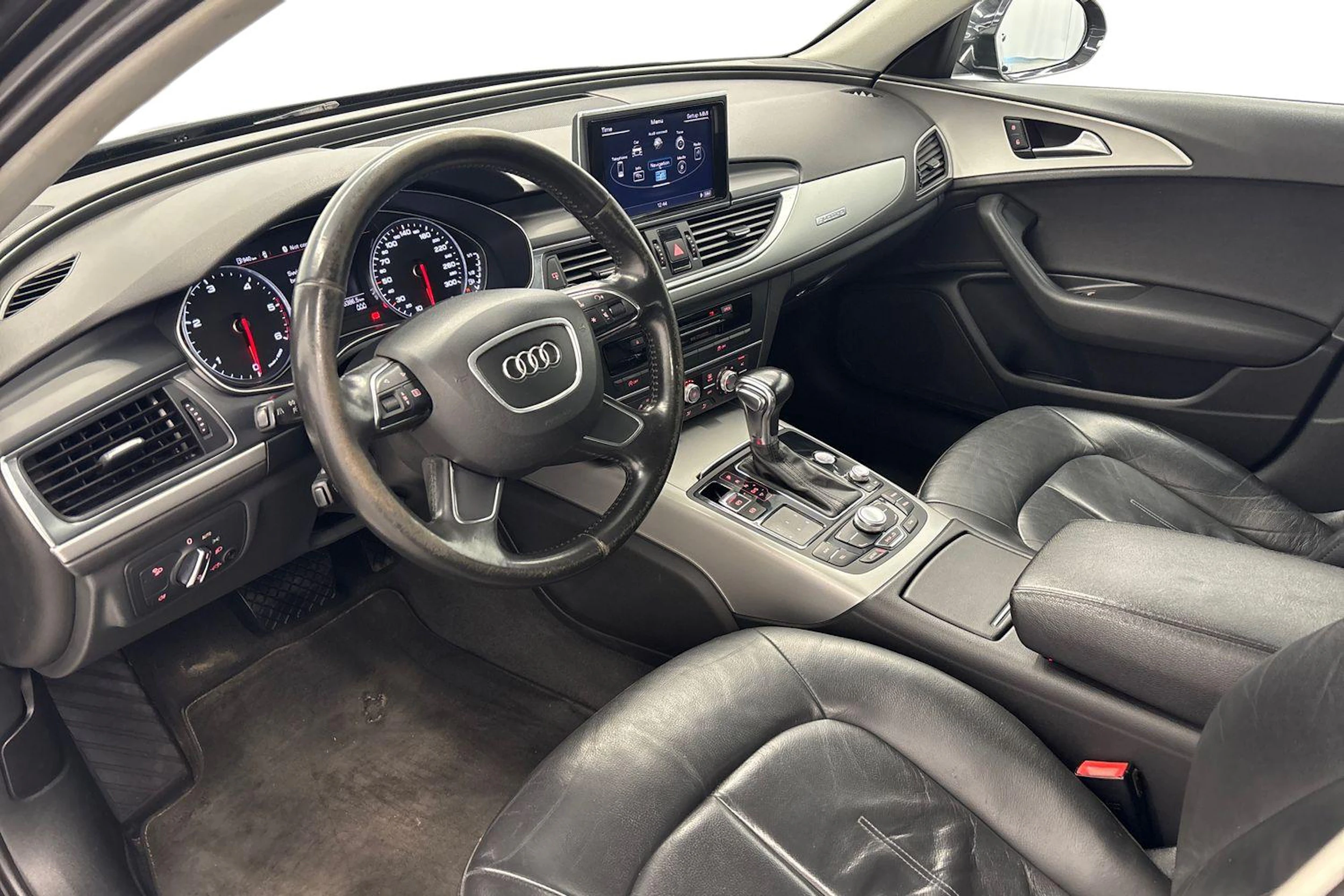 harmaa Audi A6 2014 kuva 6.