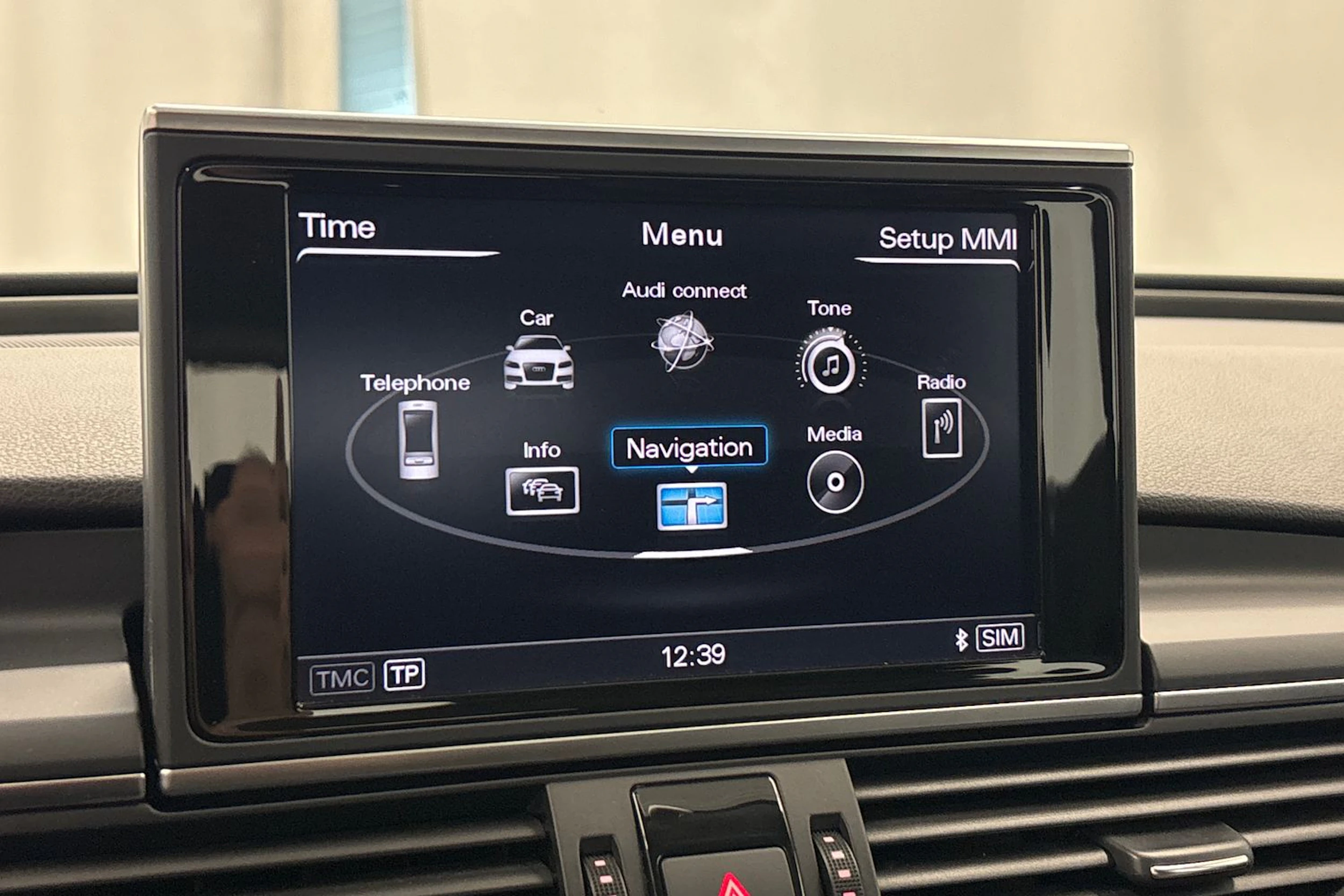 harmaa Audi A6 2014 kuva 24.