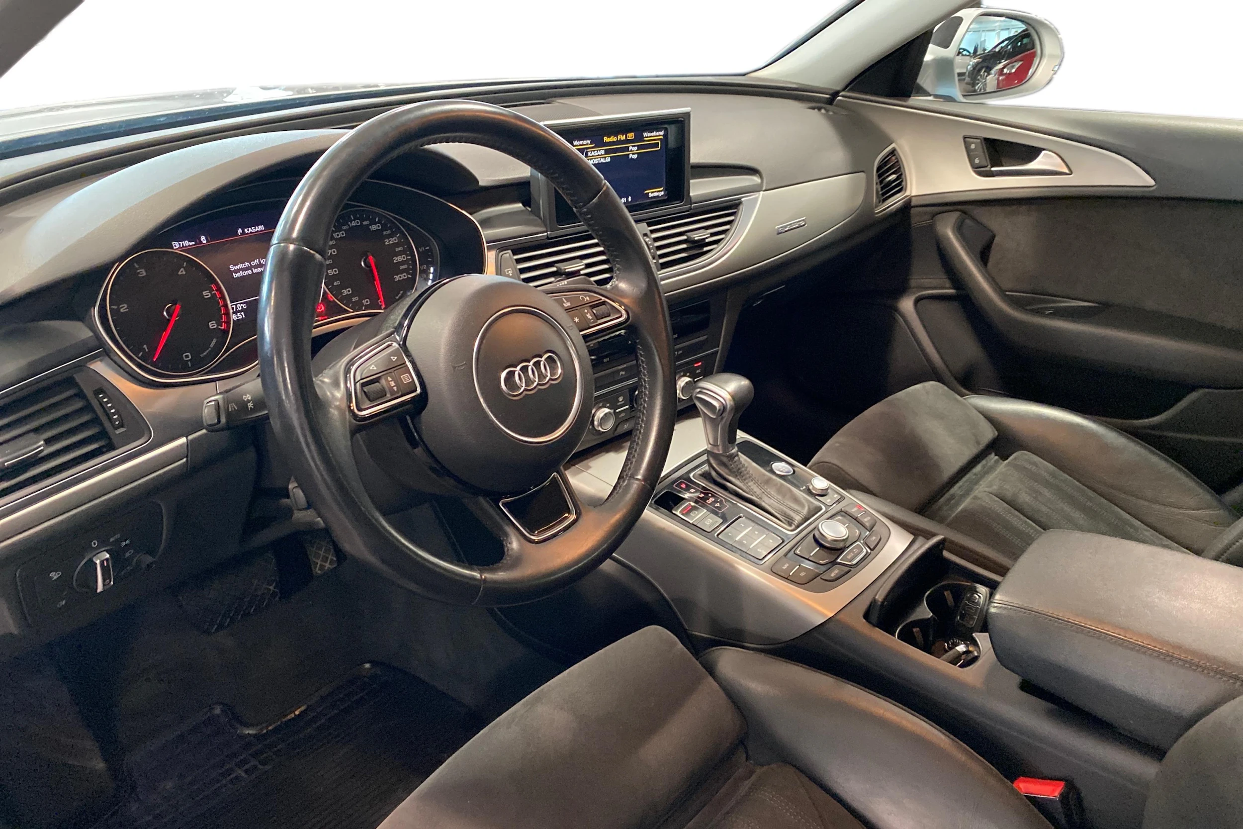hopea Audi A6 2014 kuva 8.