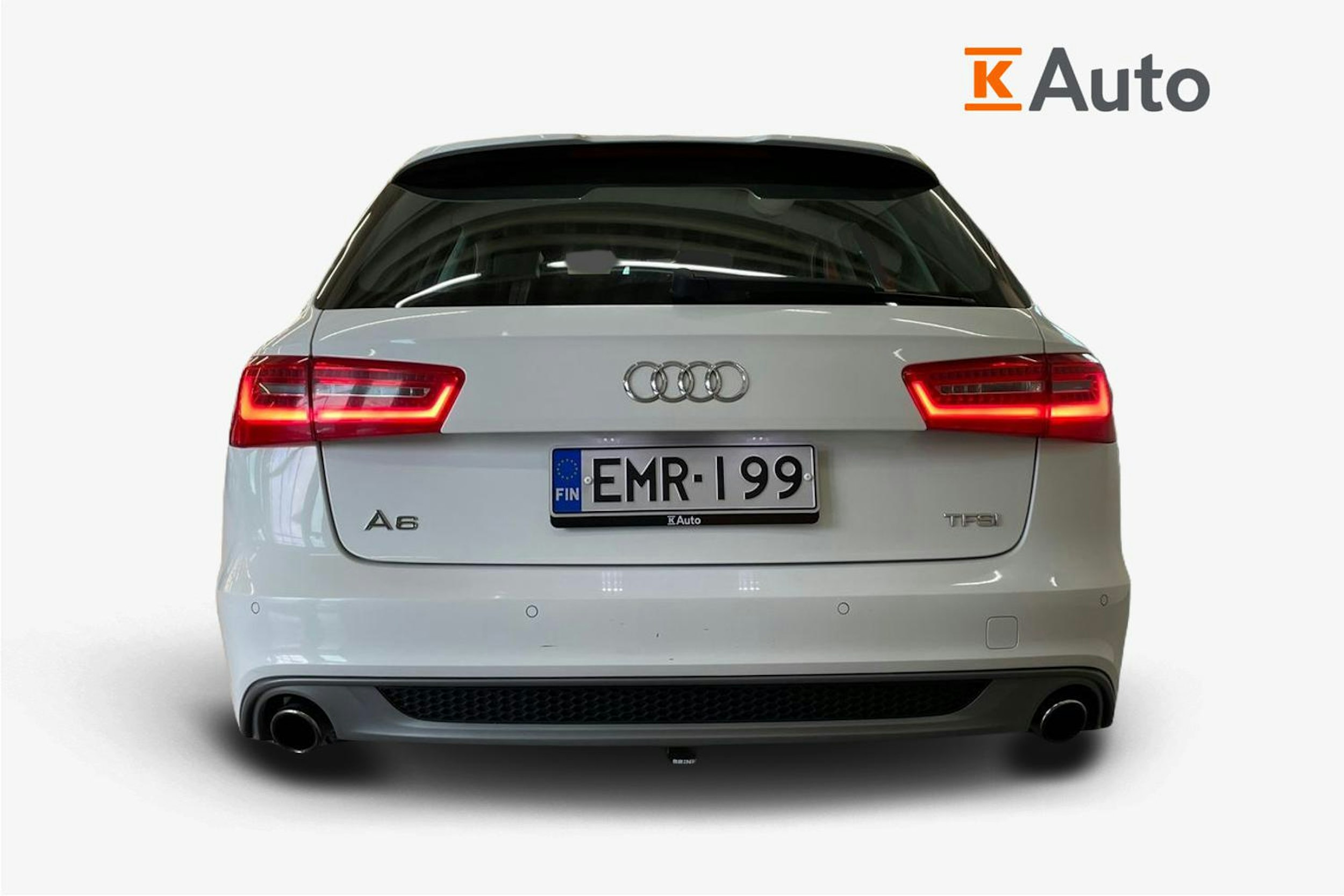 Valkoinen Audi A6 2014 kuva 3.