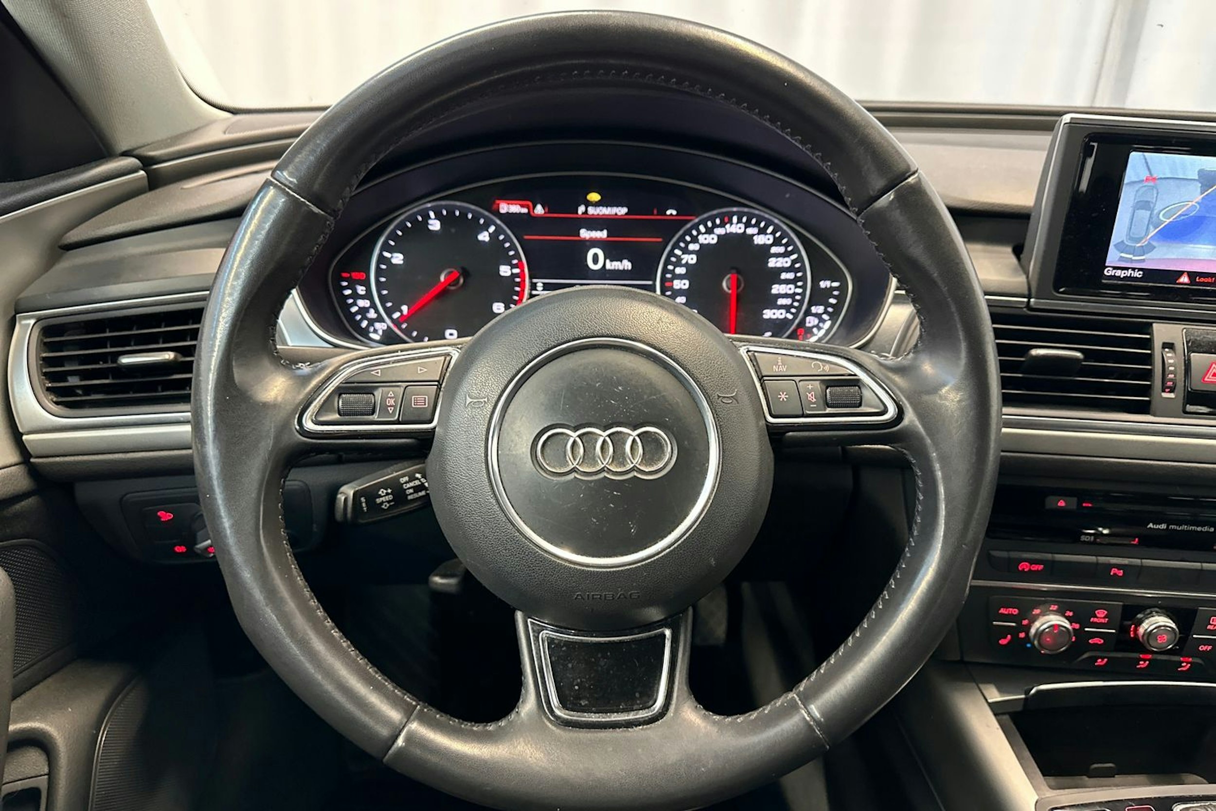 punainen Audi A6 2014 kuva 17.
