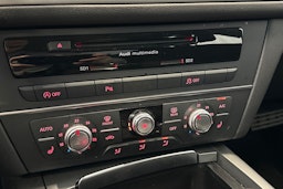 punainen Audi A6 2014 kuva 22.