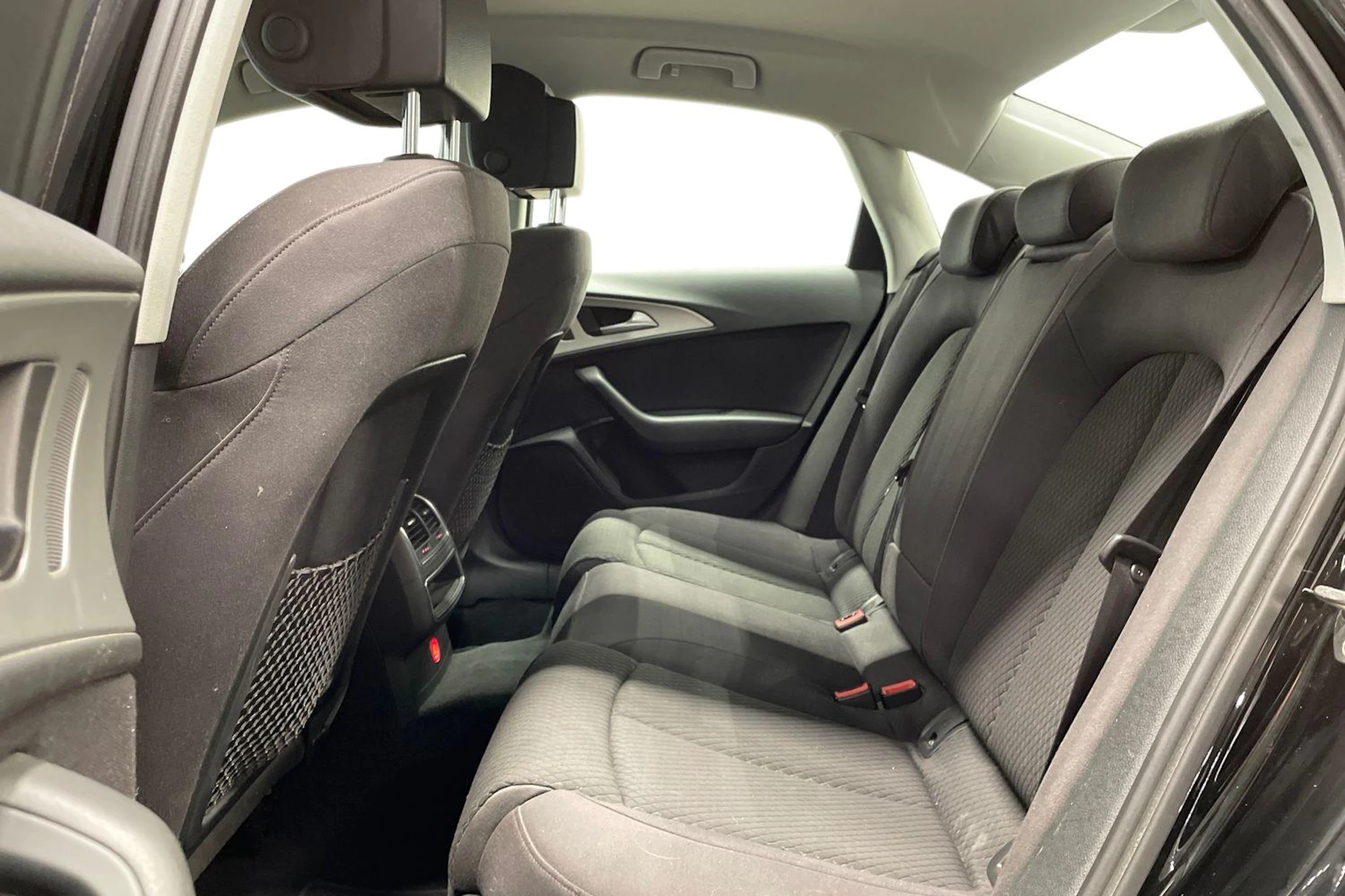 musta Audi A6 2014 kuva 8.