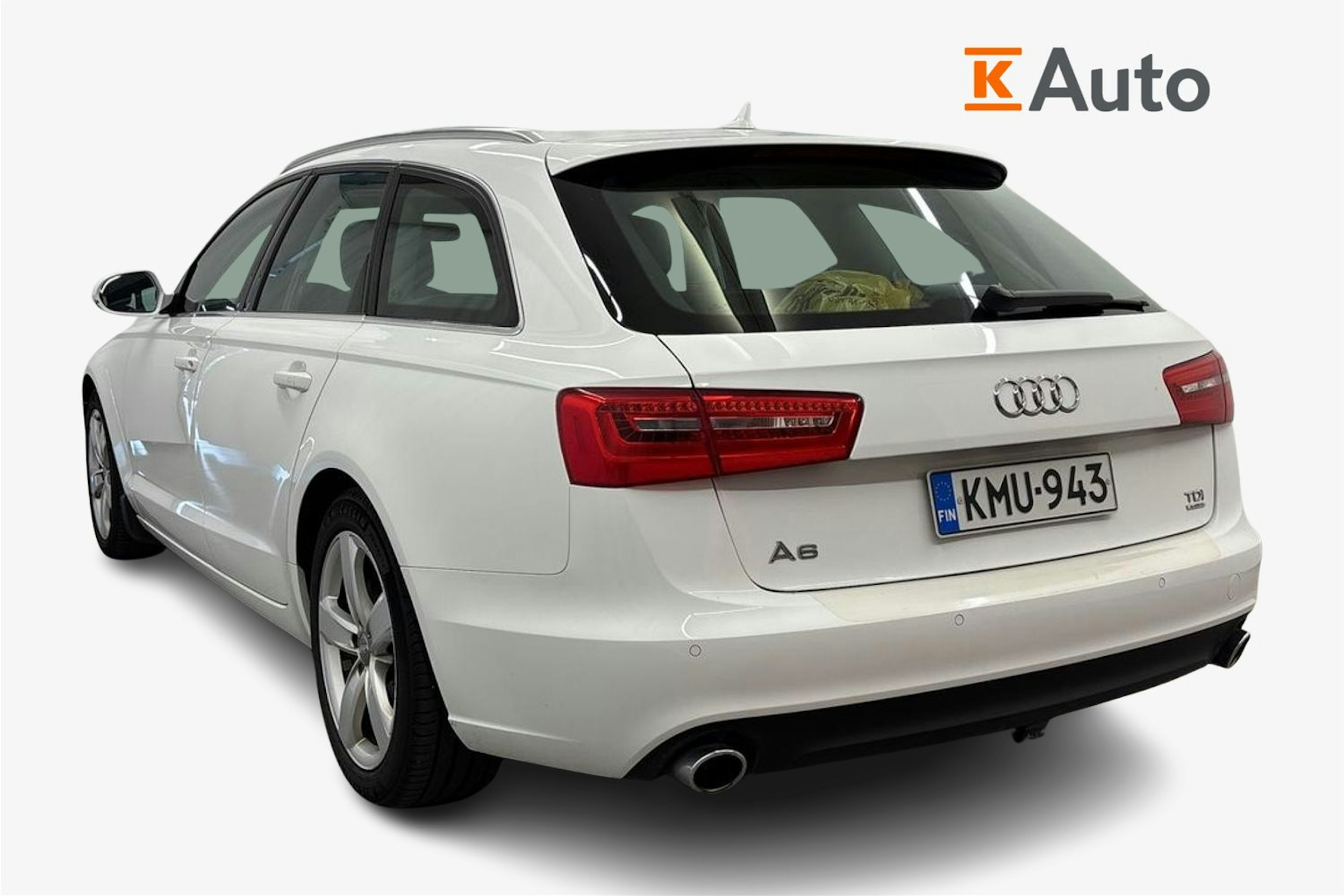 valkoinen Audi A6 2014 kuva 2.