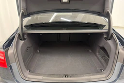 sininen Audi A6 2014 kuva 11.