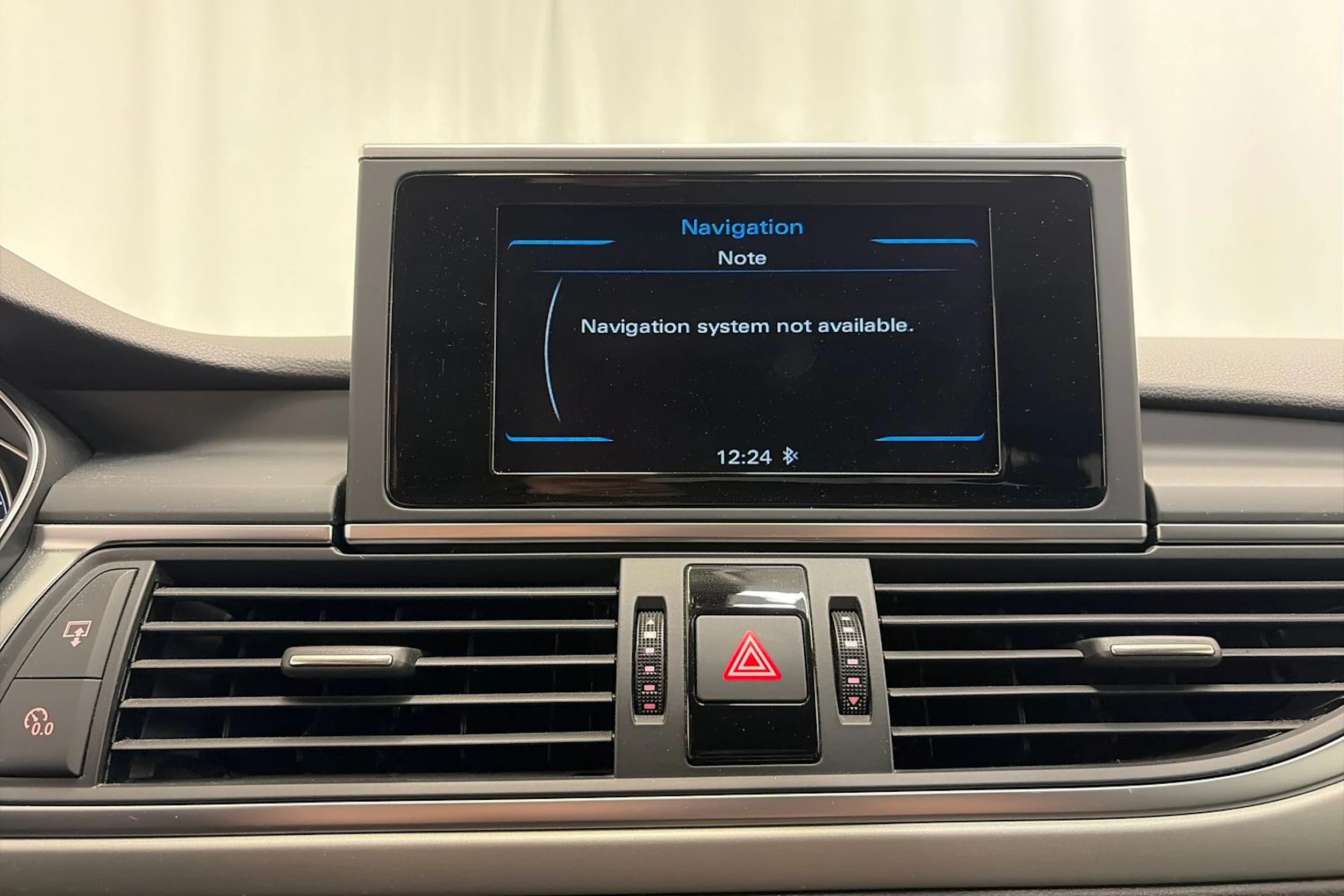 sininen Audi A6 2014 kuva 18.