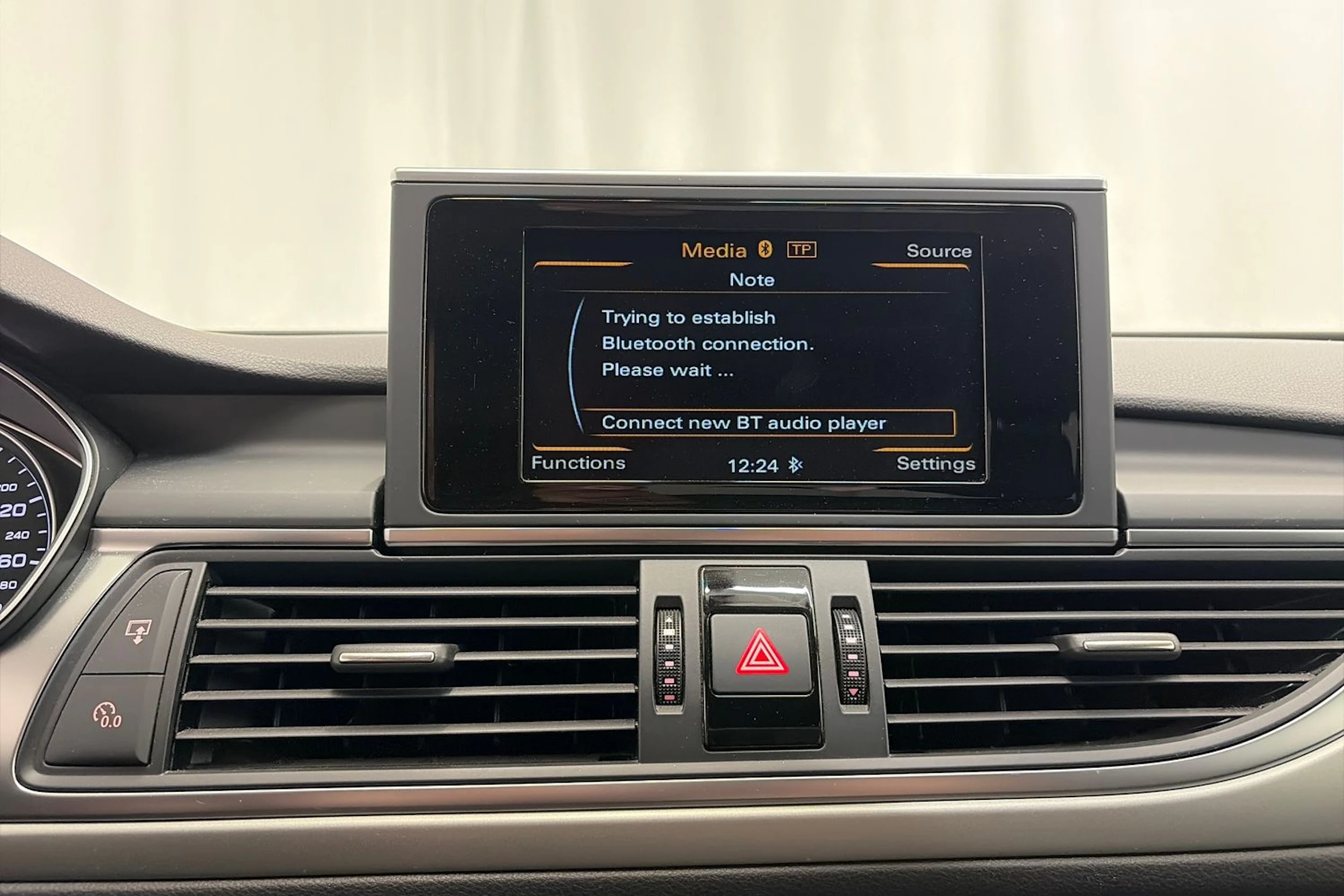 sininen Audi A6 2014 kuva 20.