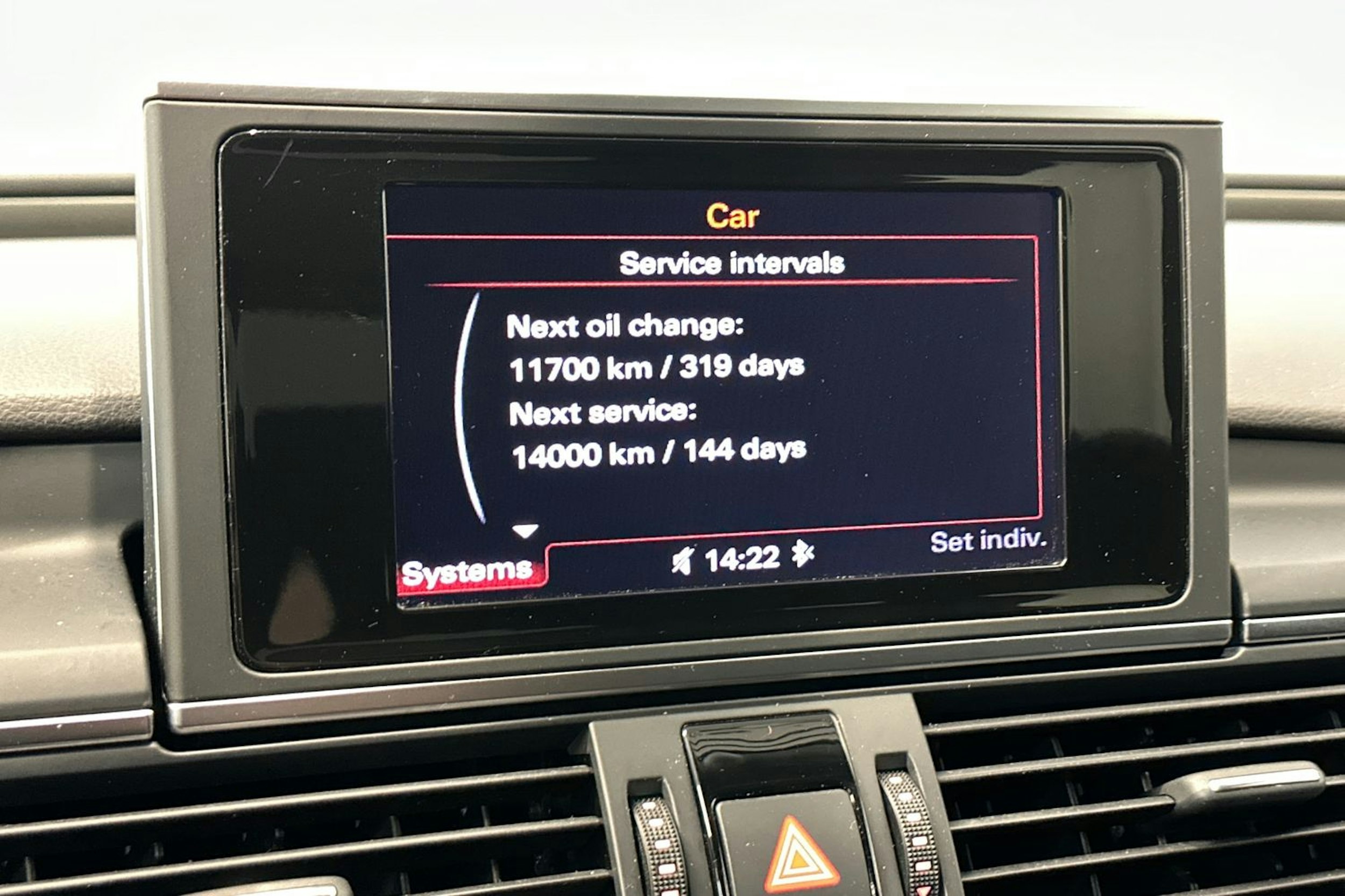 harmaa Audi A6 2014 kuva 24.