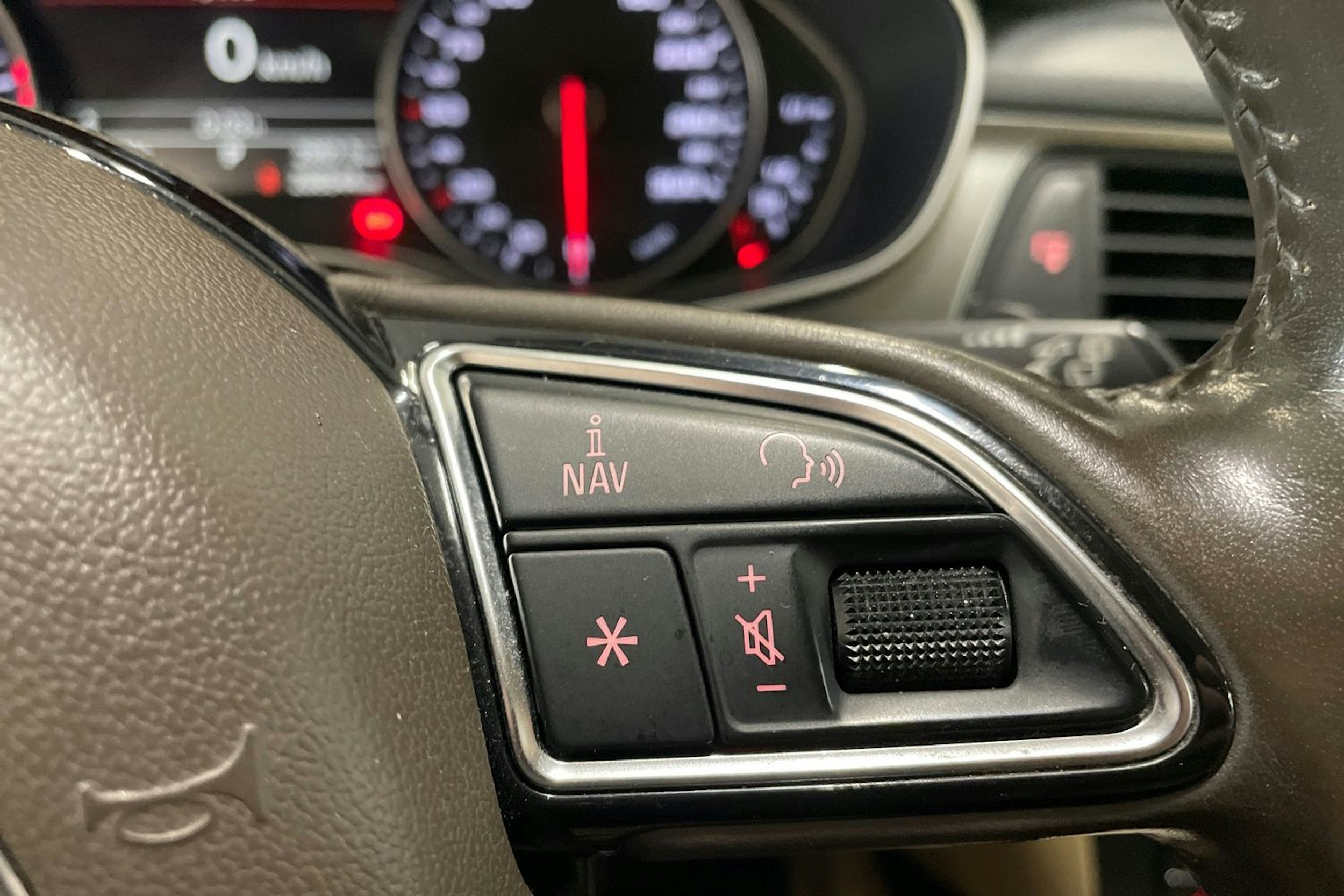 harmaa Audi A6 2014 kuva 17.