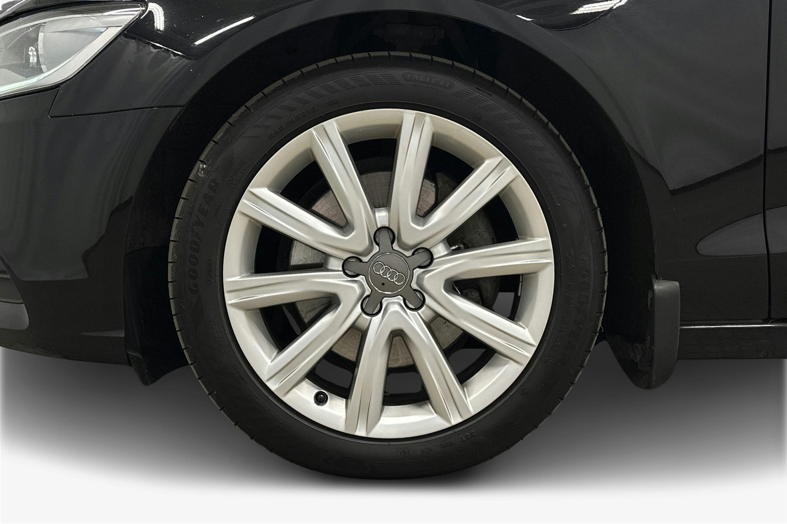 musta Audi A6 2014 kuva 26.