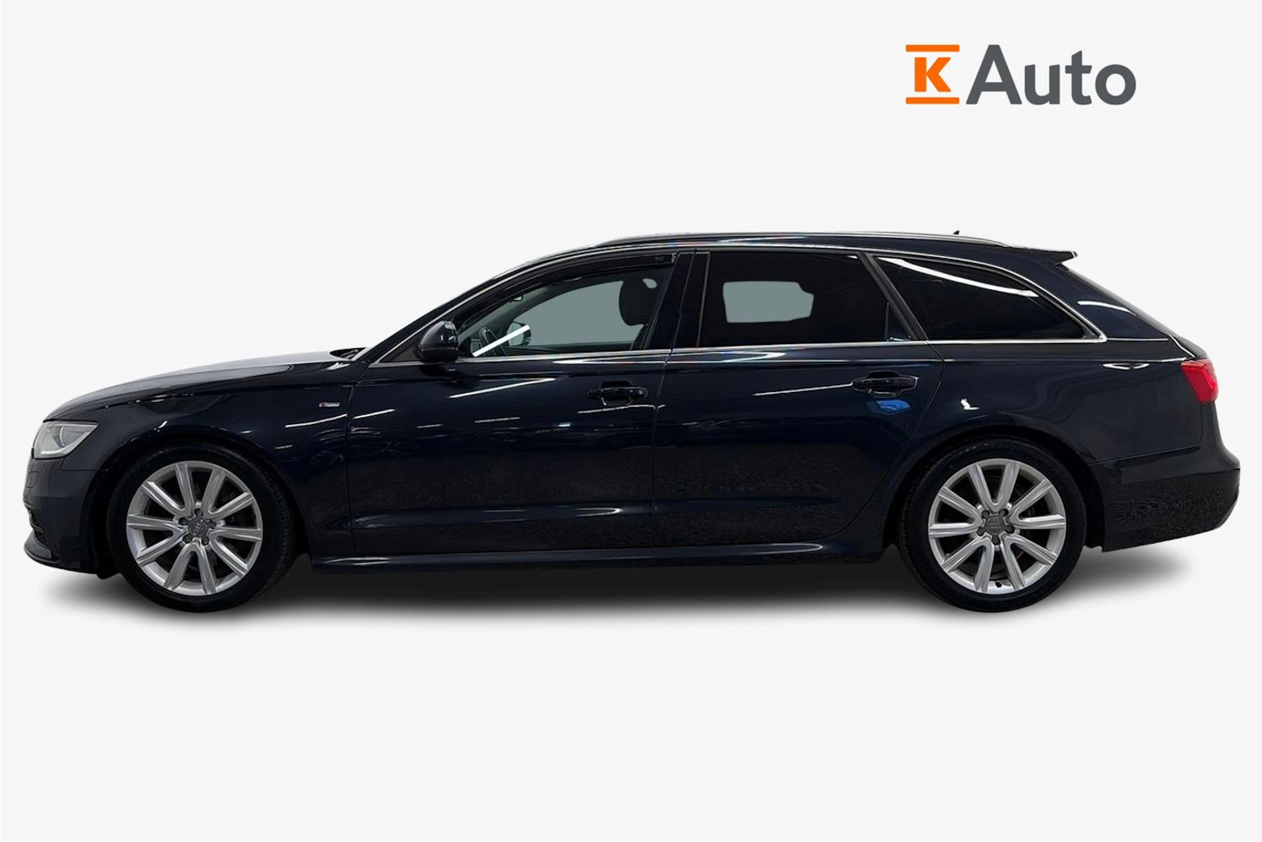 Sininen Audi A6 2014 kuva 5.