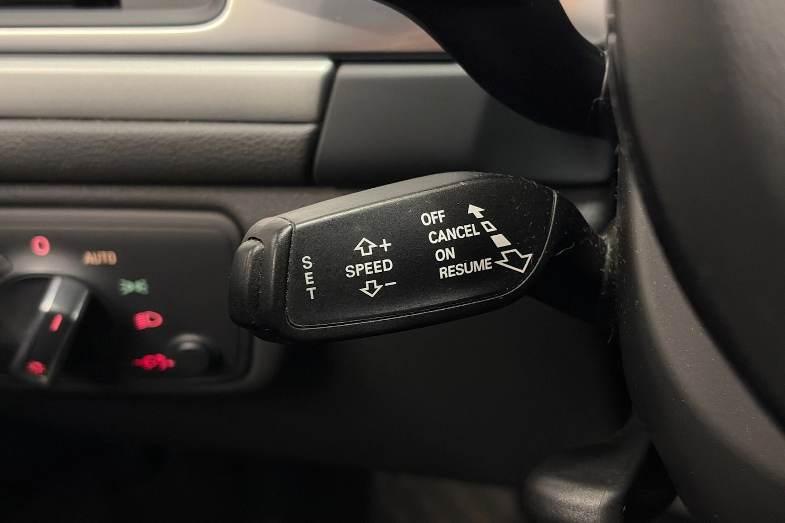 Sininen Audi A6 2014 kuva 20.