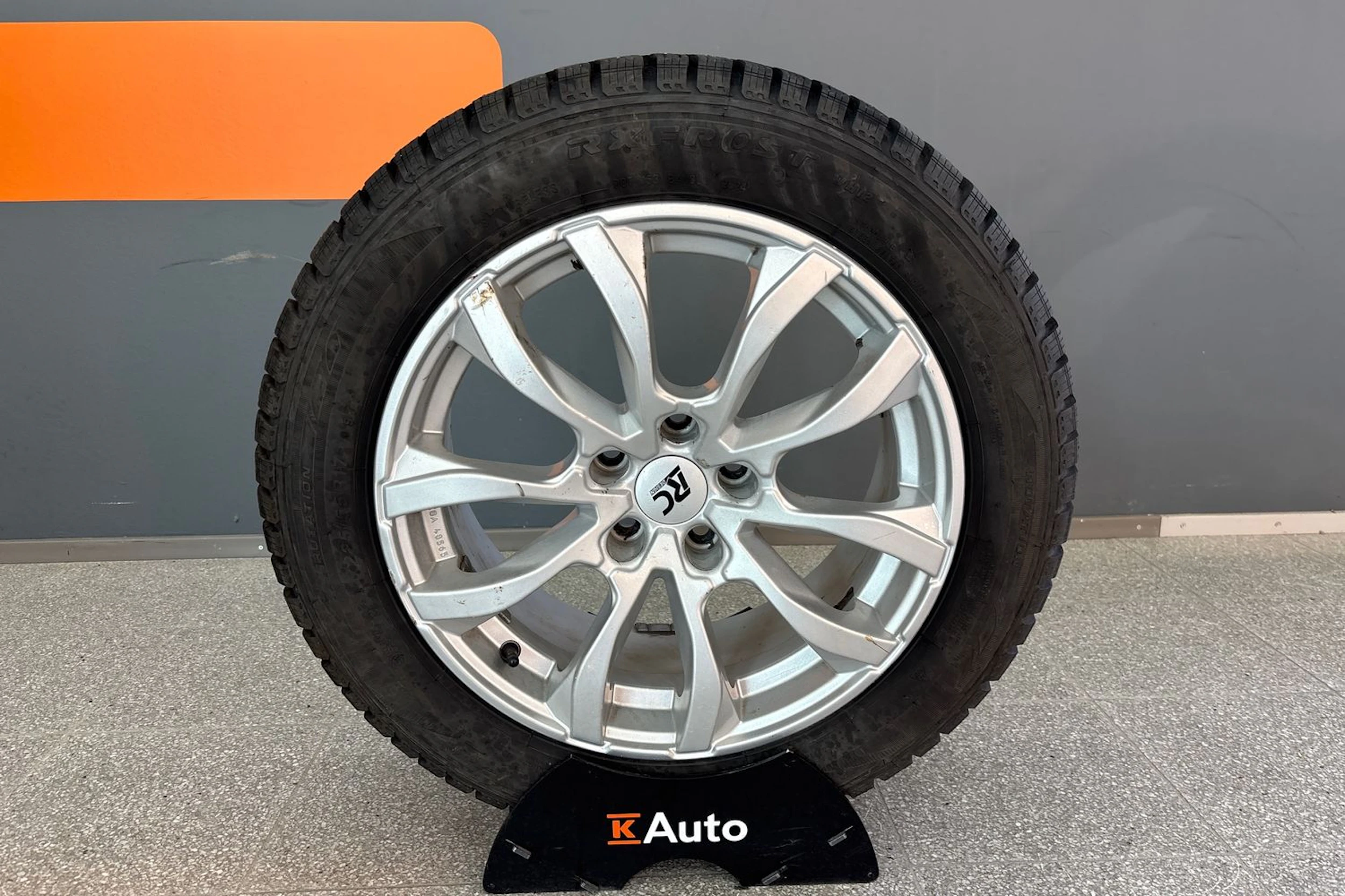 valkoinen Audi A6 2014 kuva 10.
