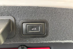 valkoinen Audi A6 2014 kuva 25.
