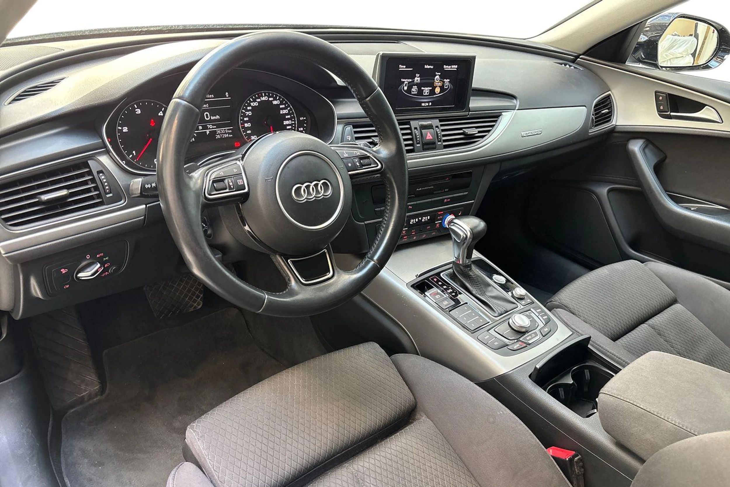 musta Audi A6 2014 kuva 6.