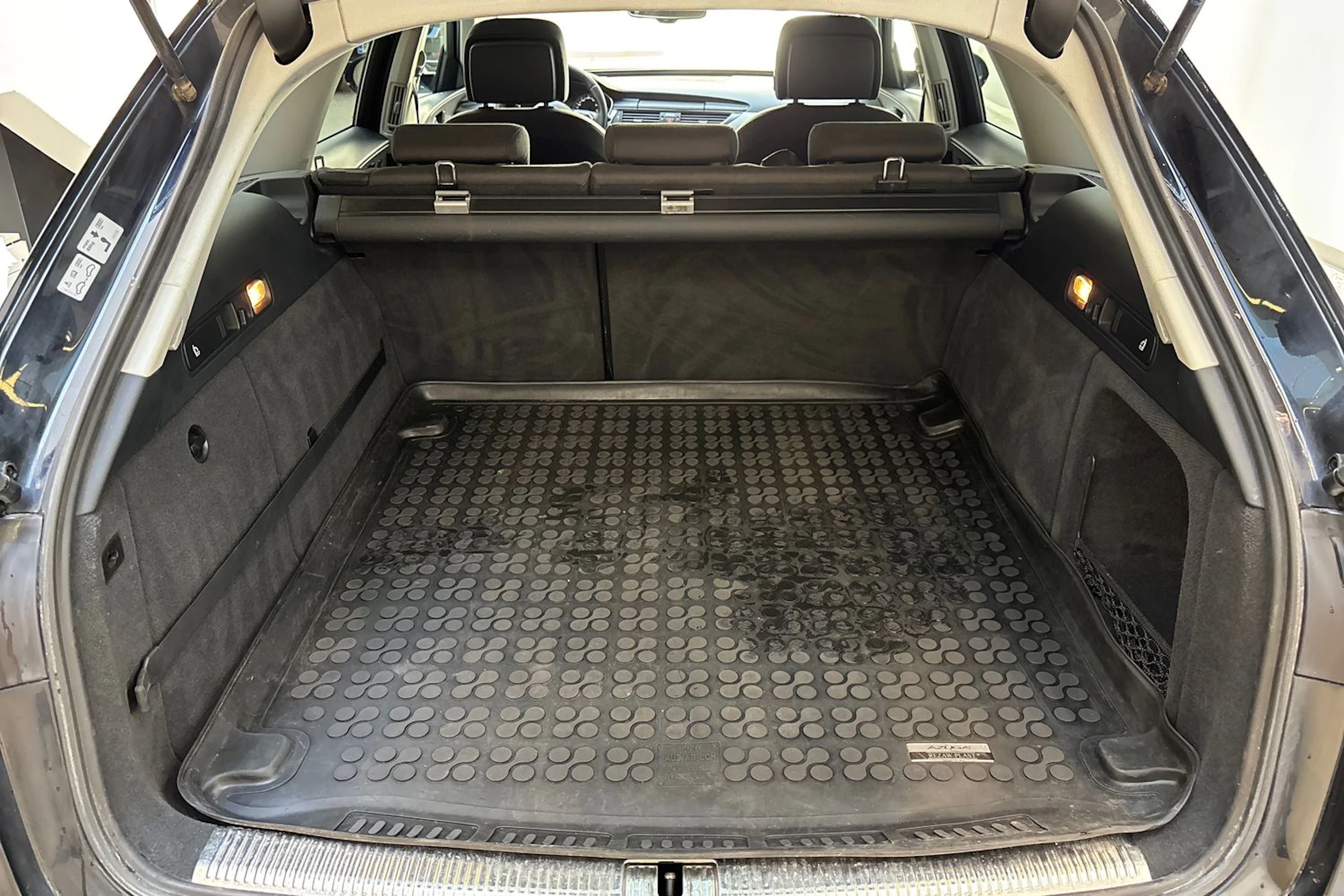 musta Audi A6 2014 kuva 12.