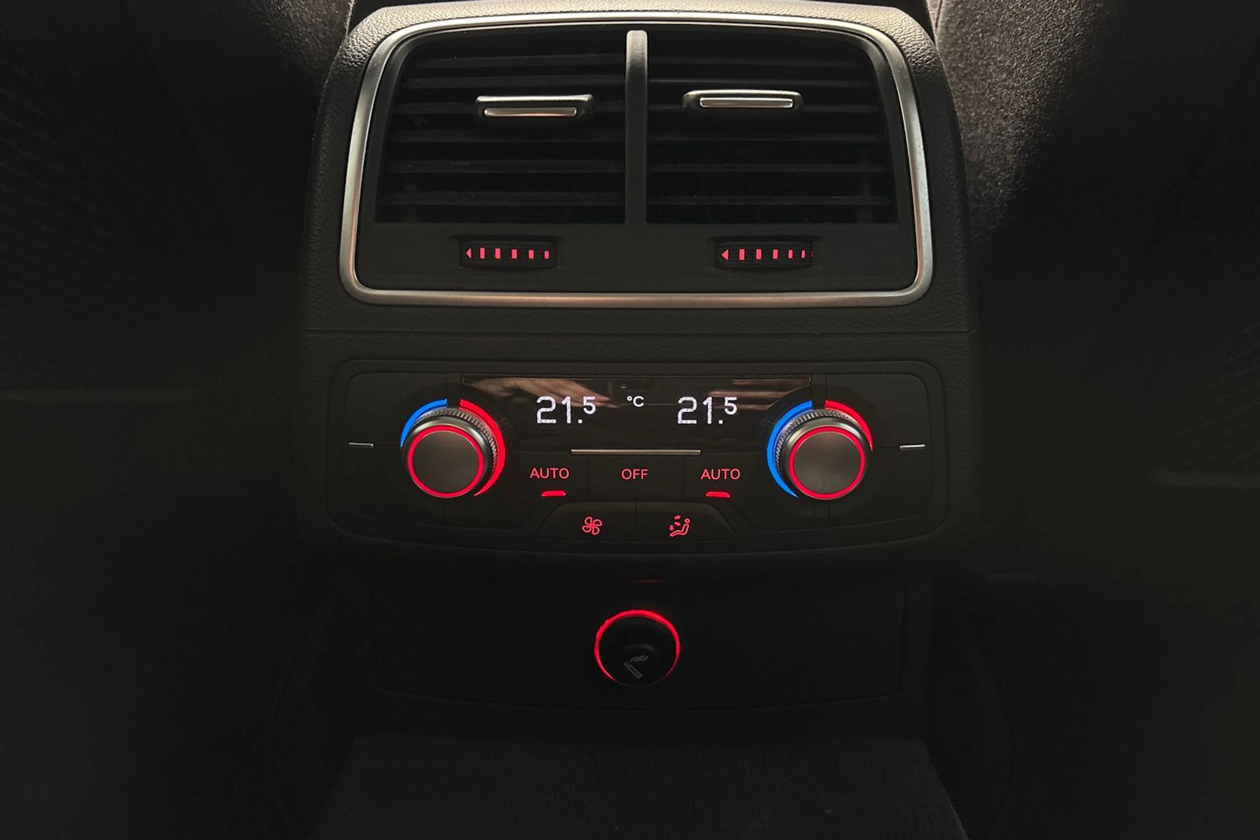 musta Audi A6 2014 kuva 15.