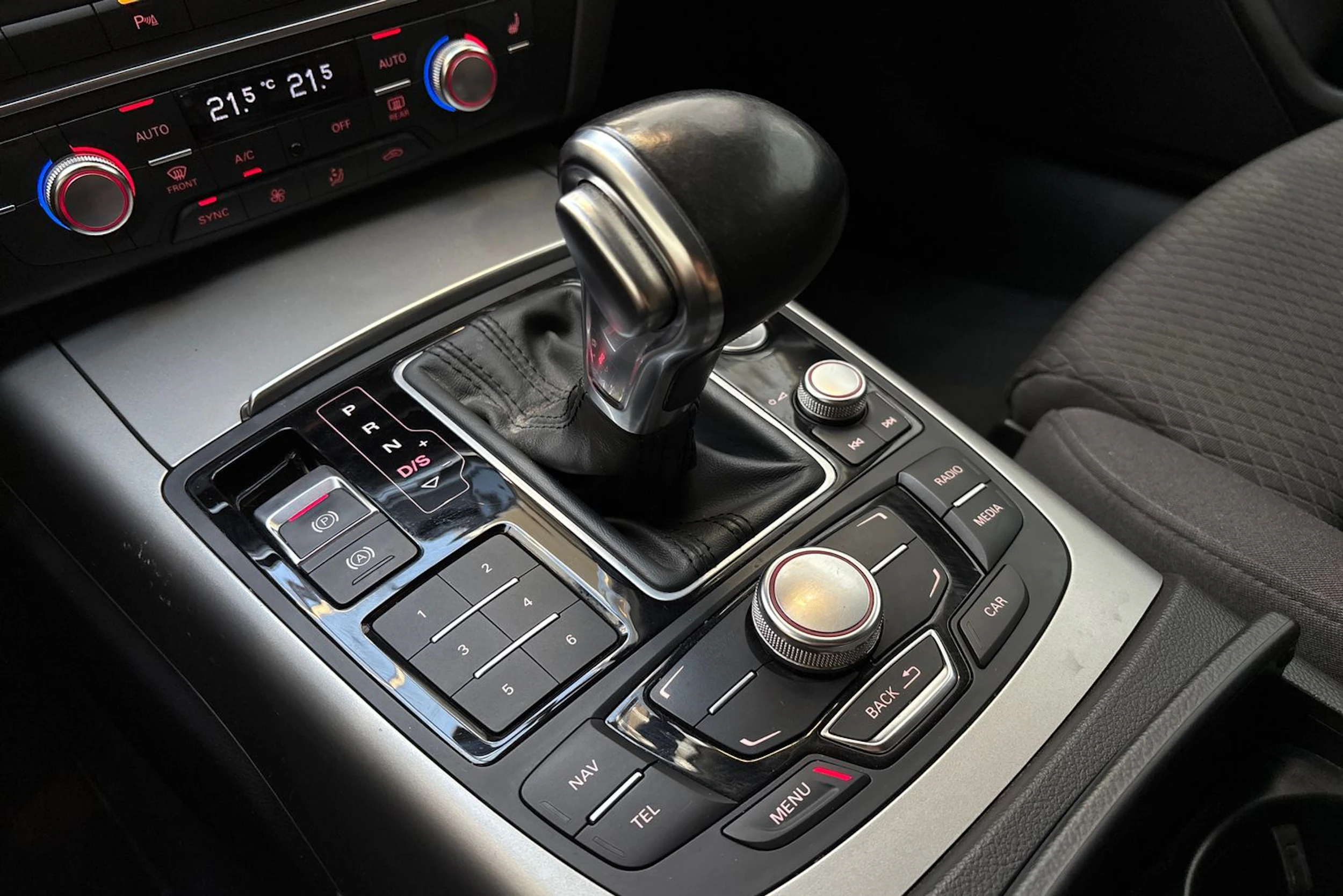 musta Audi A6 2014 kuva 26.