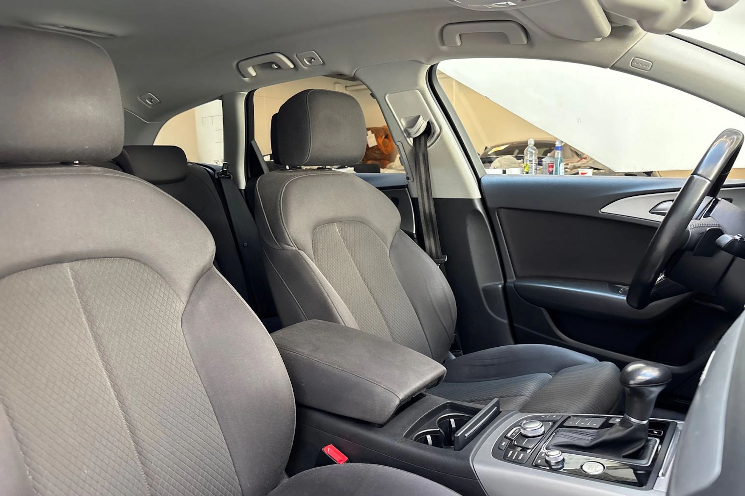 musta Audi A6 2014 kuva 28.