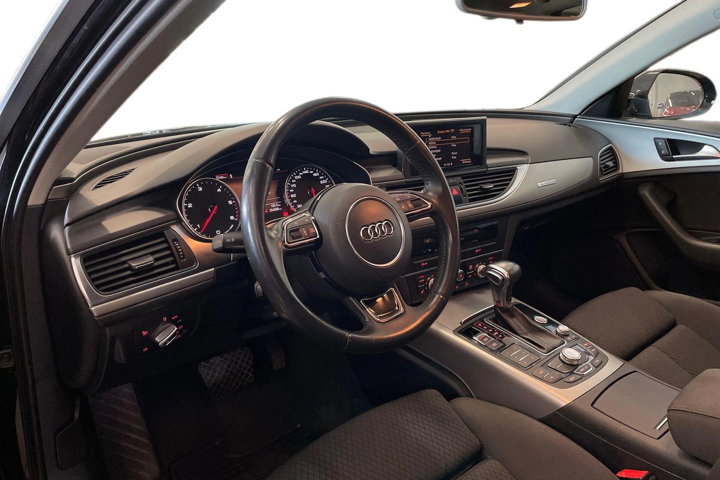 musta Audi A6 2014 kuva 6.