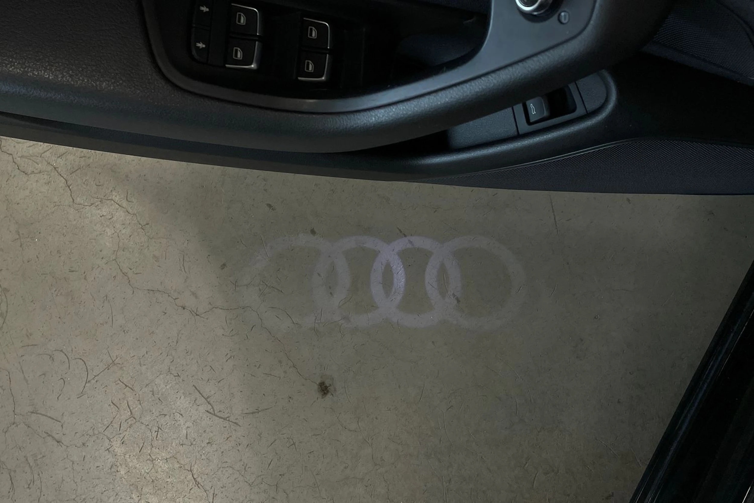 musta Audi A6 2014 kuva 25.