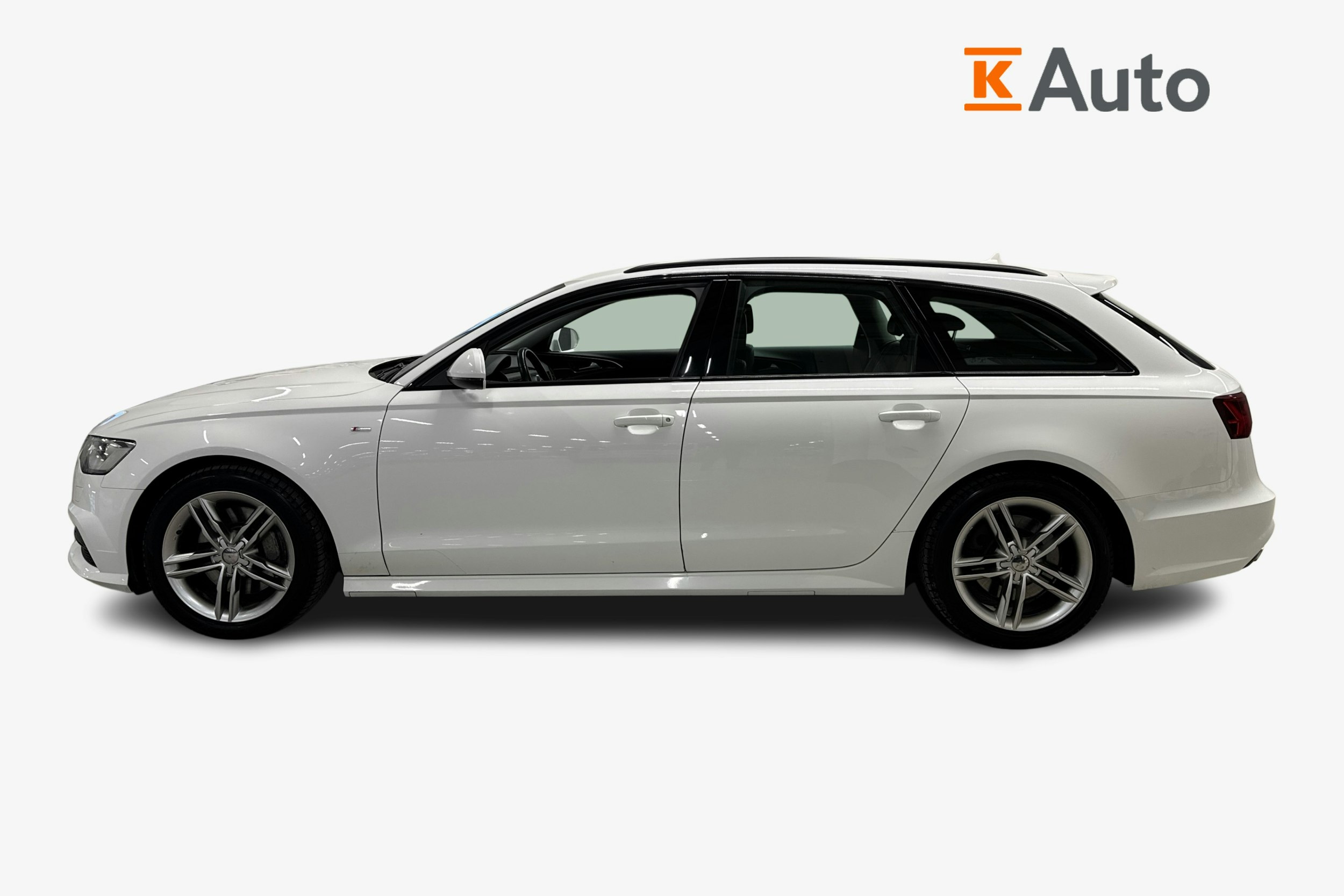 valkoinen Audi A6 2015 kuva 5.