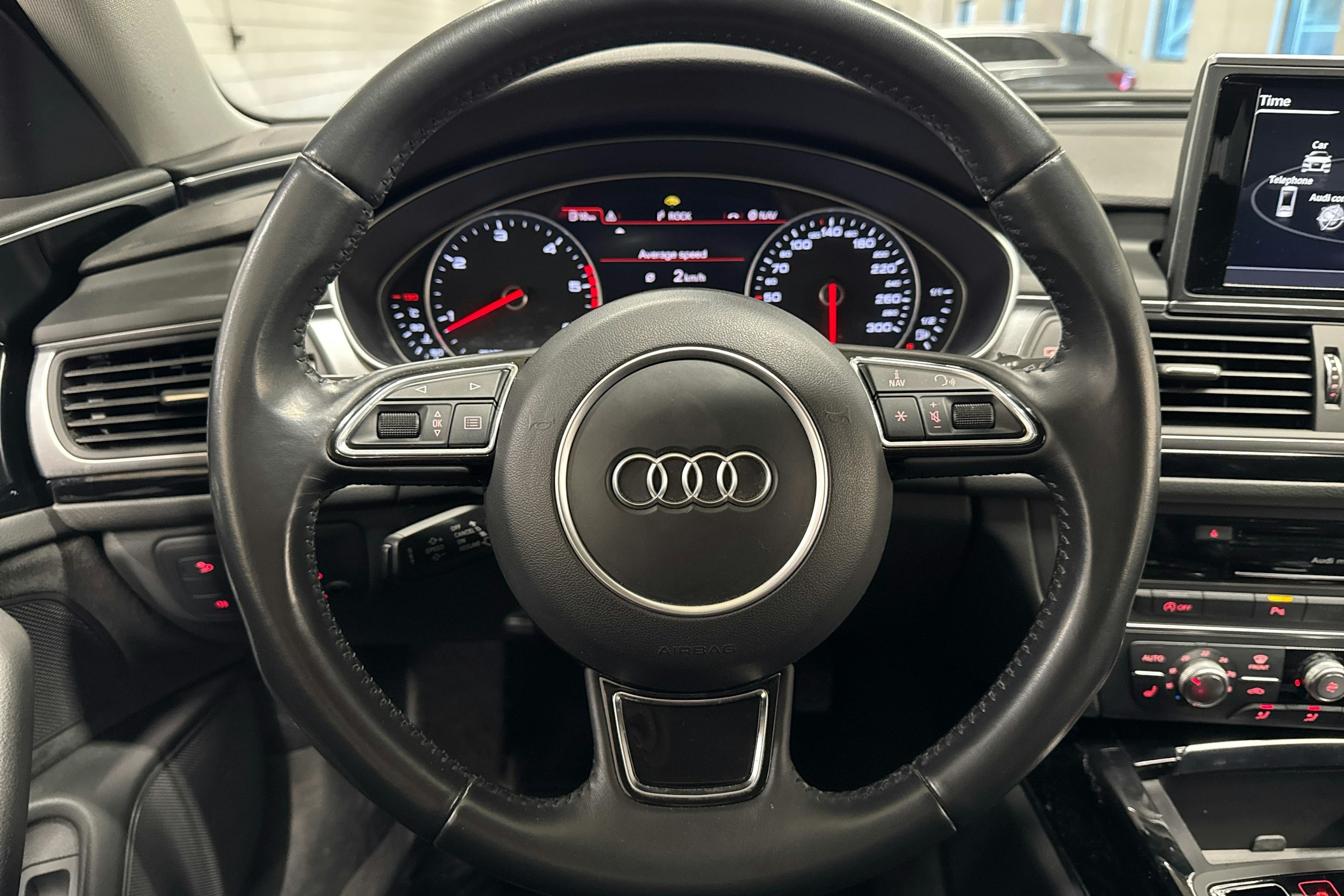 valkoinen Audi A6 2015 kuva 15.