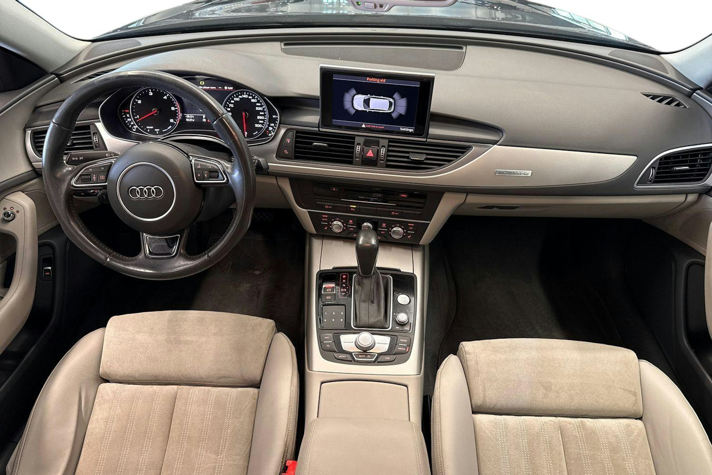 sininen Audi A6 2015 kuva 9.