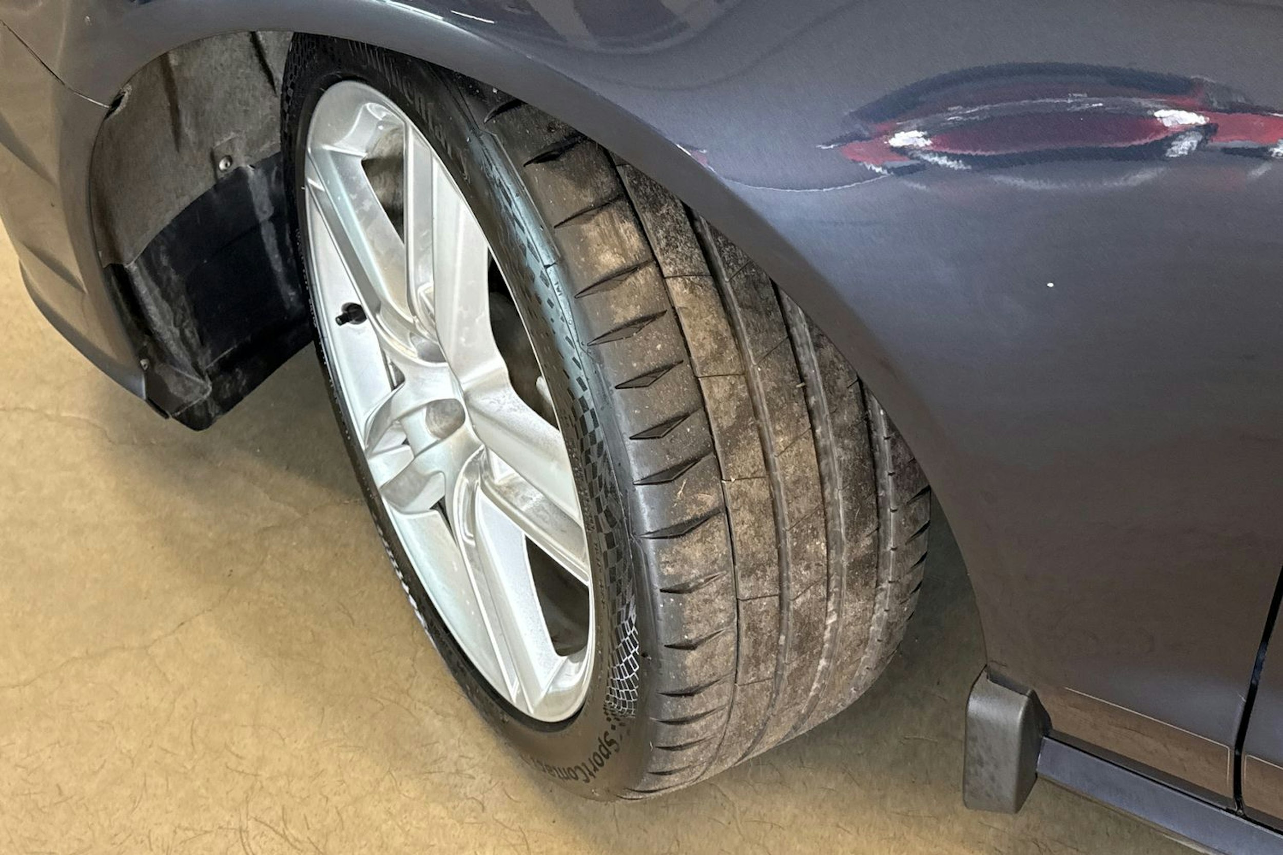 sininen Audi A6 2015 kuva 13.