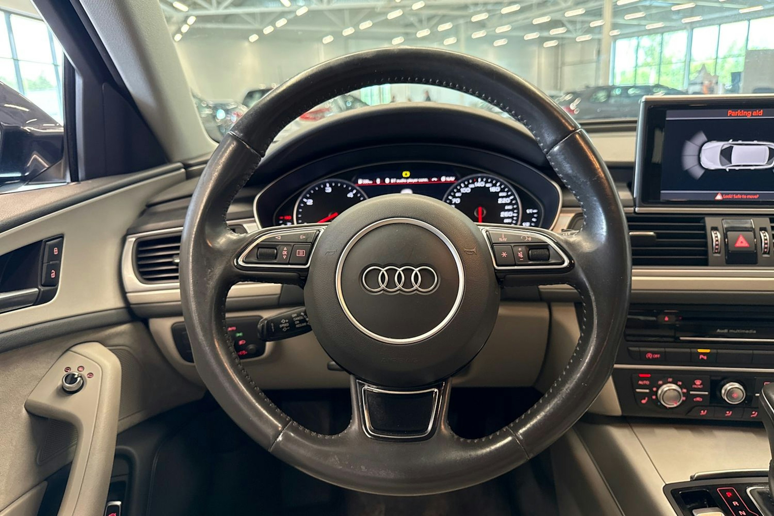 sininen Audi A6 2015 kuva 14.