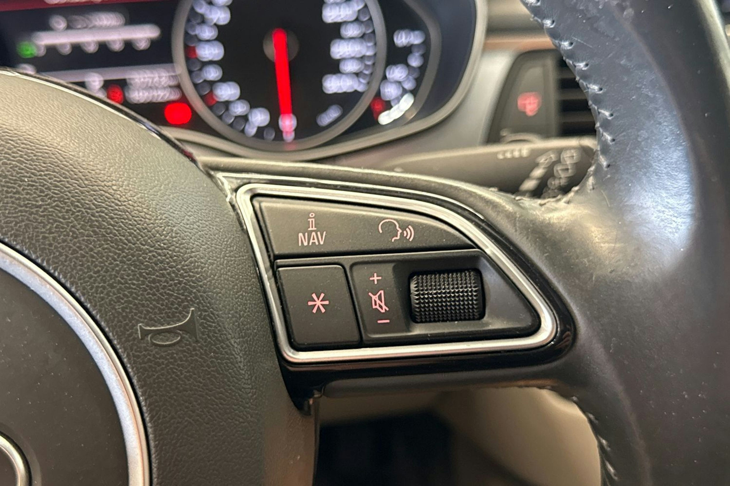 sininen Audi A6 2015 kuva 16.