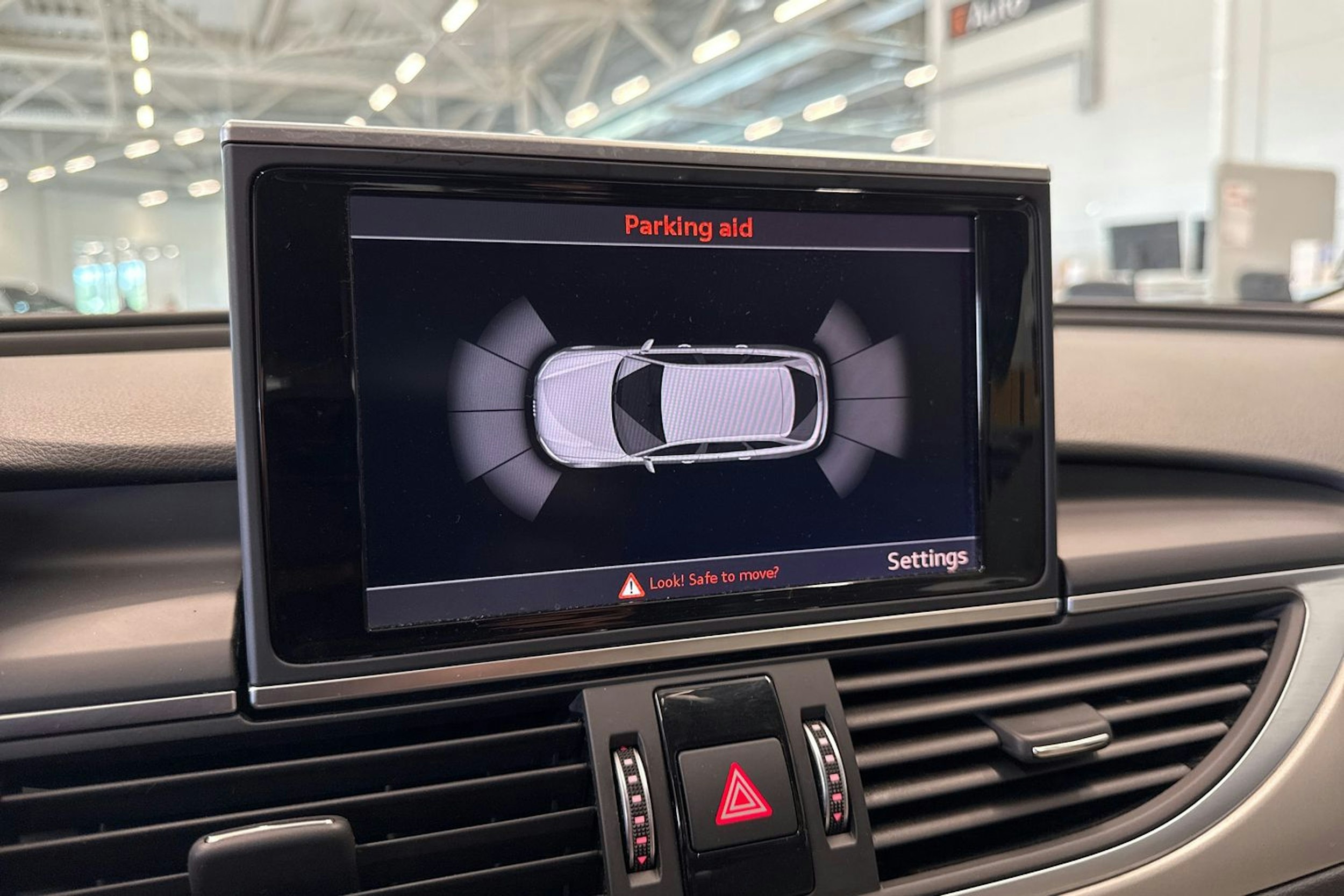 sininen Audi A6 2015 kuva 20.