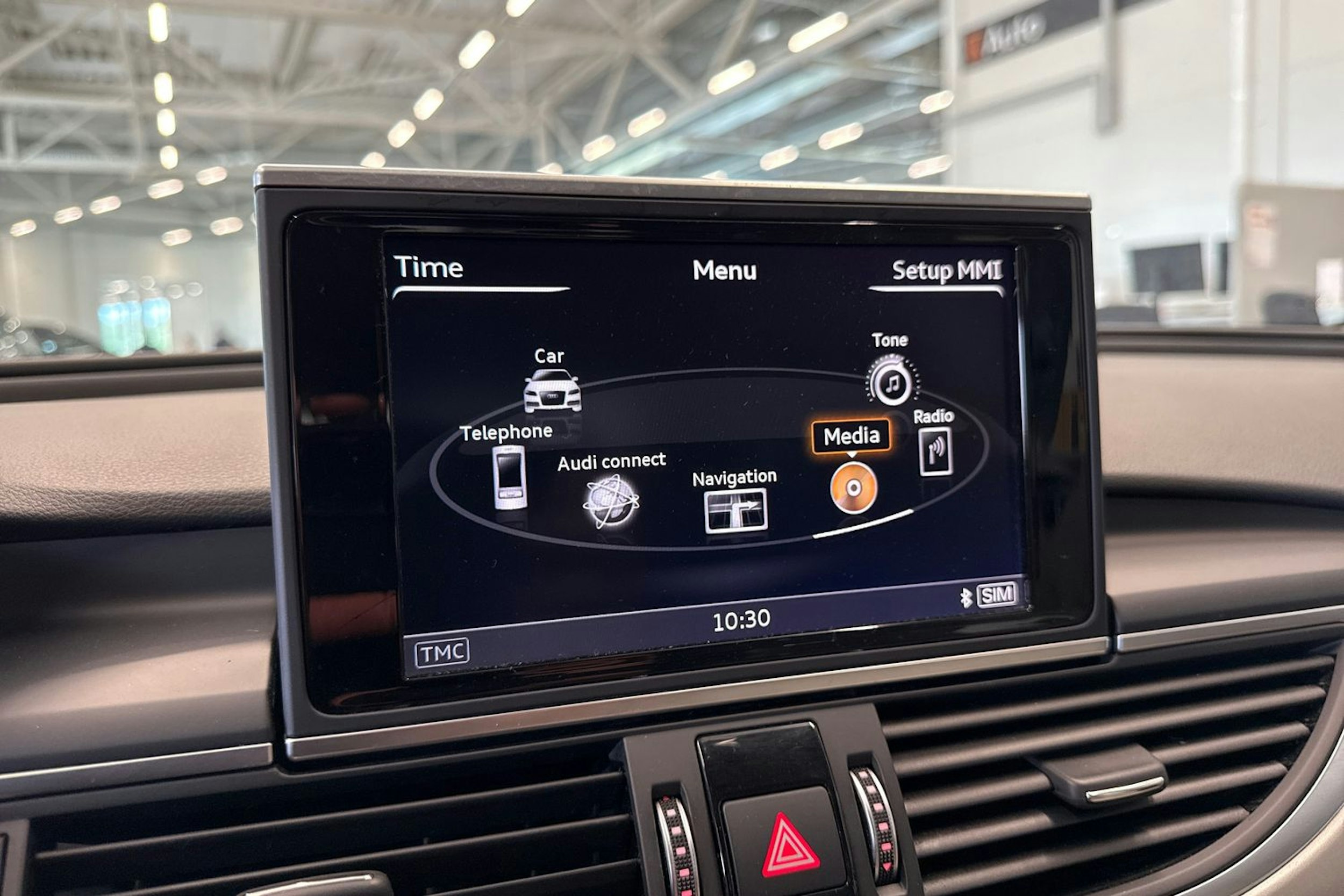 sininen Audi A6 2015 kuva 21.