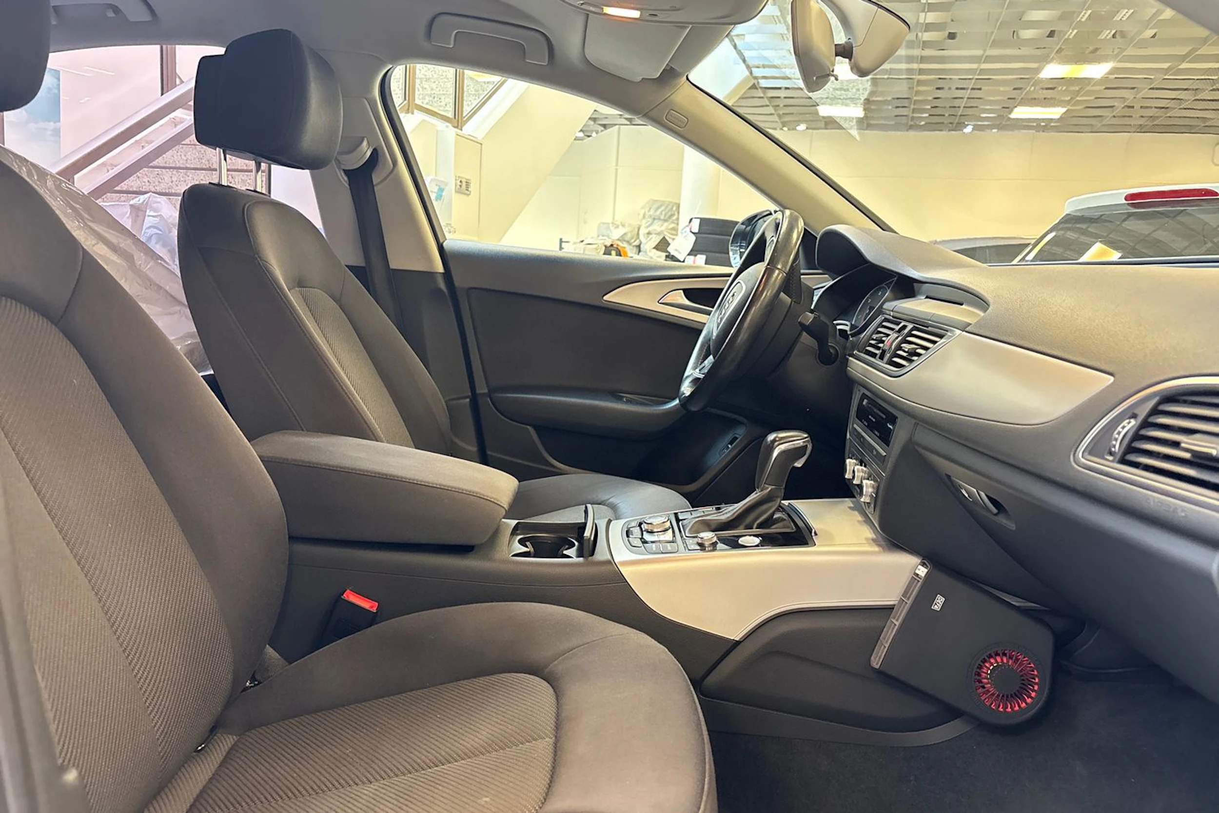 musta Audi A6 2015 kuva 25.