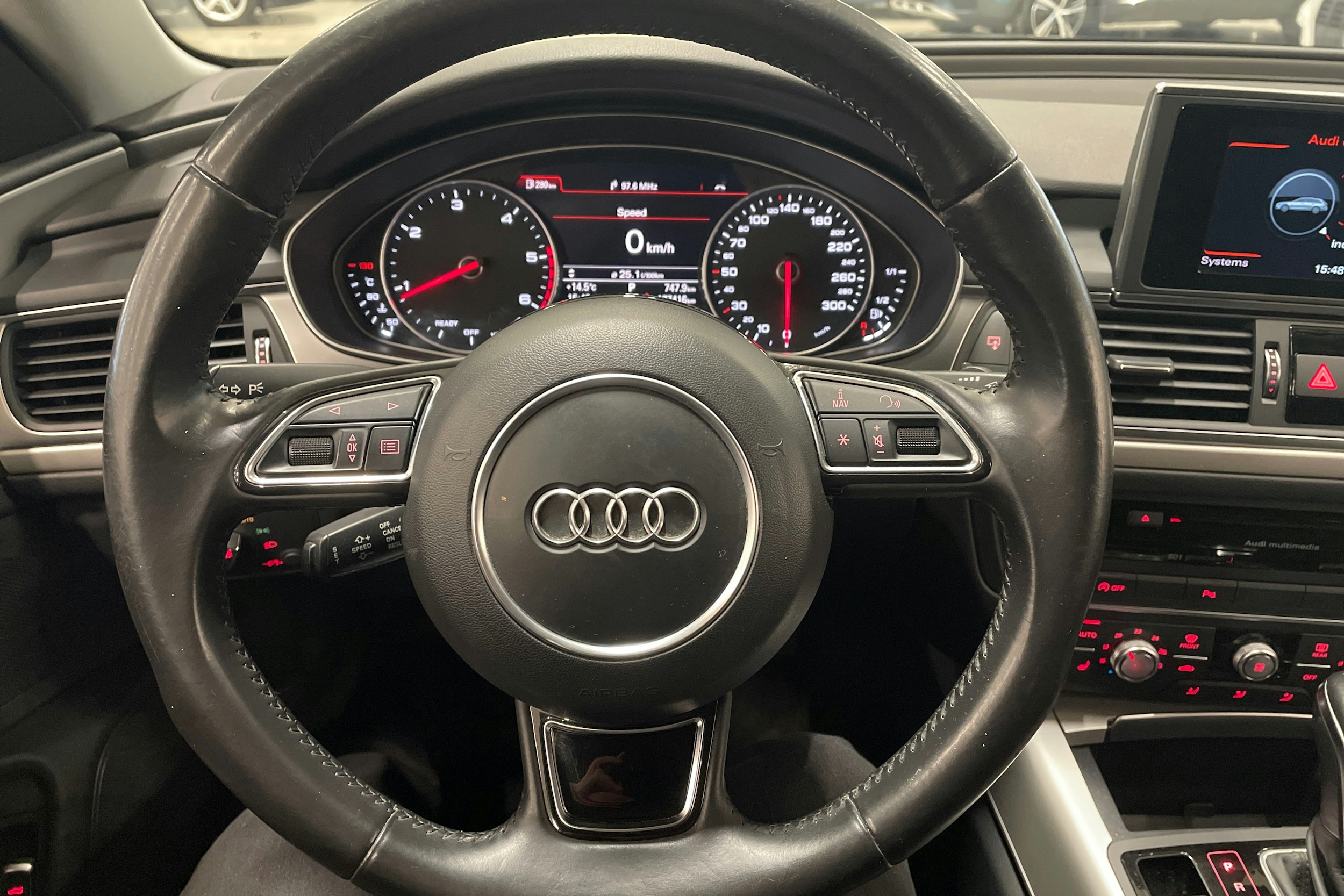 musta Audi A6 2015 kuva 11.