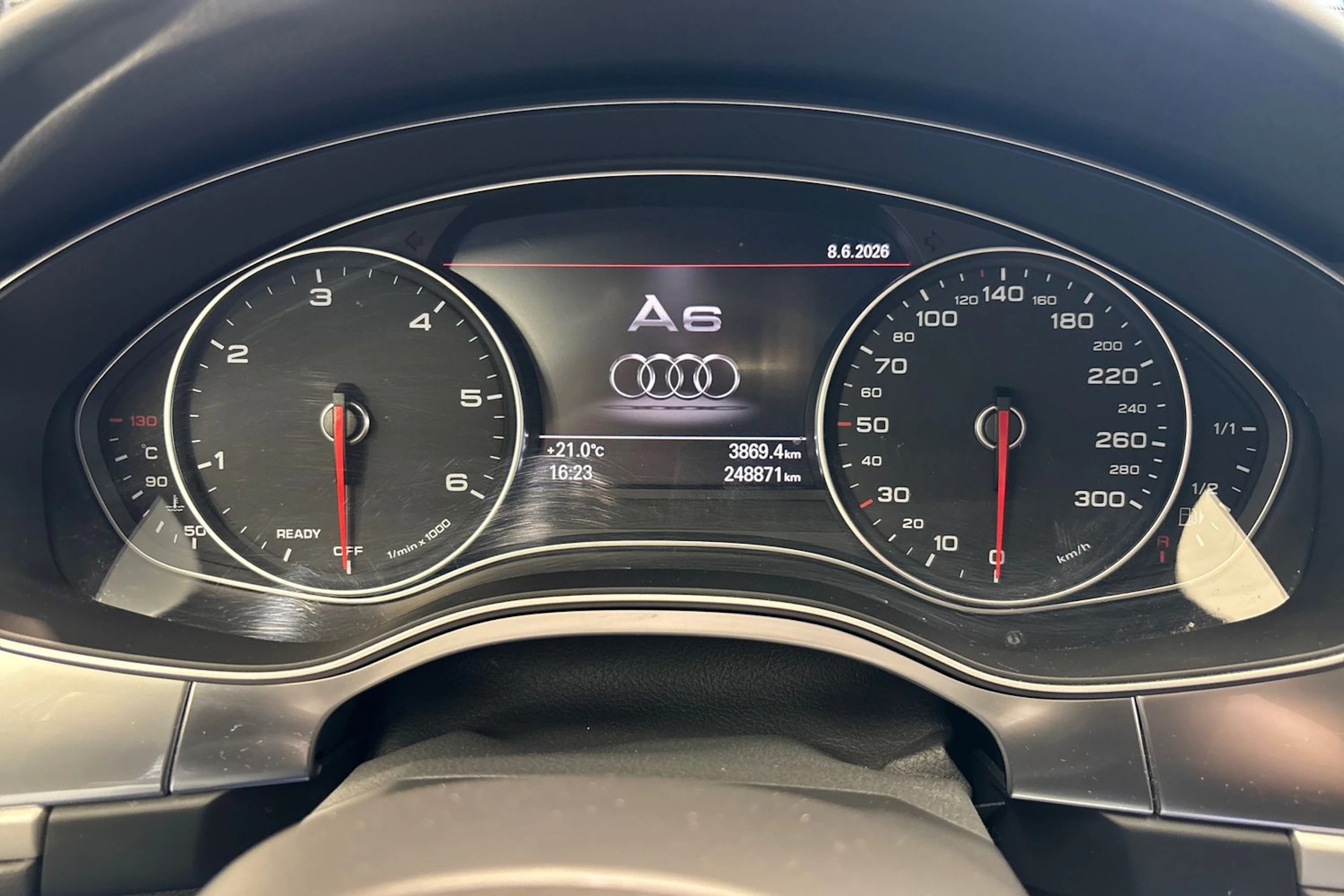 Valkoinen Audi A6 2015 kuva 17.