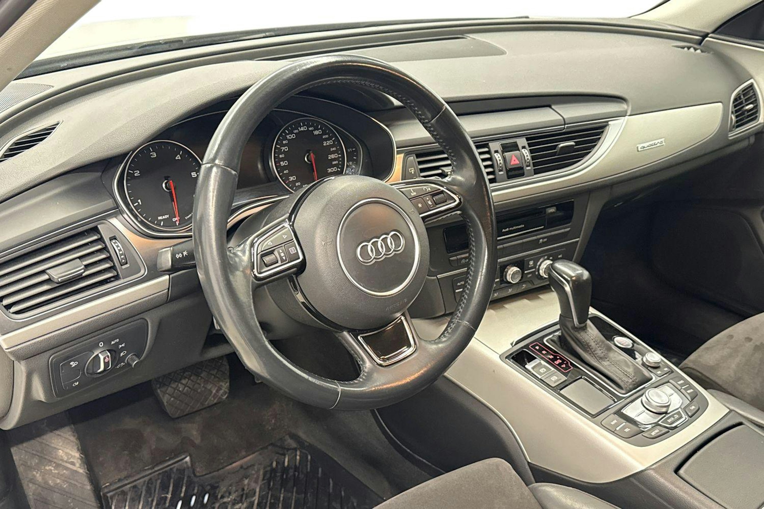 valkoinen Audi A6 2015 kuva 7.