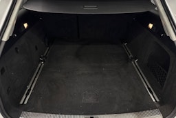 valkoinen Audi A6 2015 kuva 14.