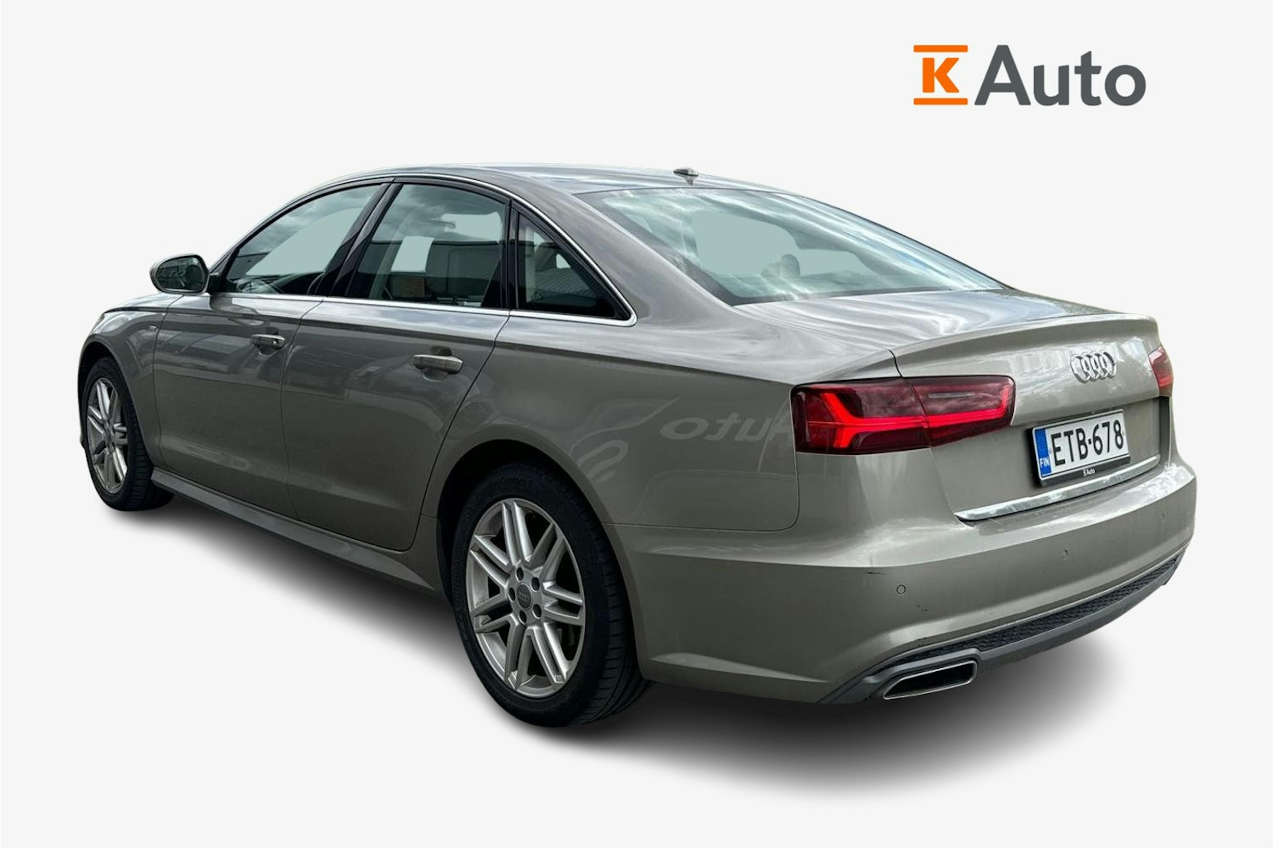 ruskea (beige) Audi A6 2015 kuva 2.