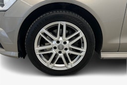 ruskea (beige) Audi A6 2015 kuva 11.