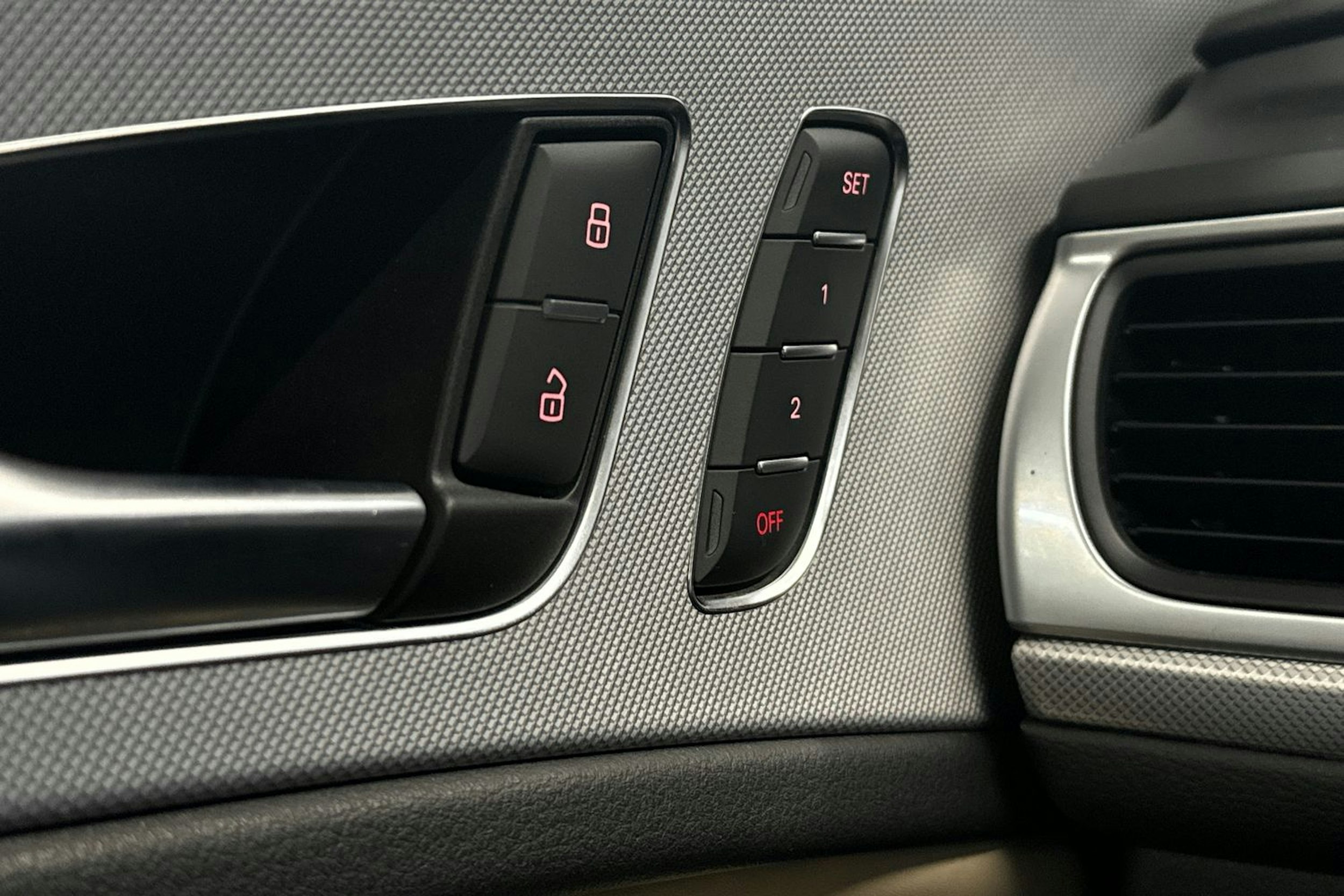 ruskea (beige) Audi A6 2015 kuva 18.