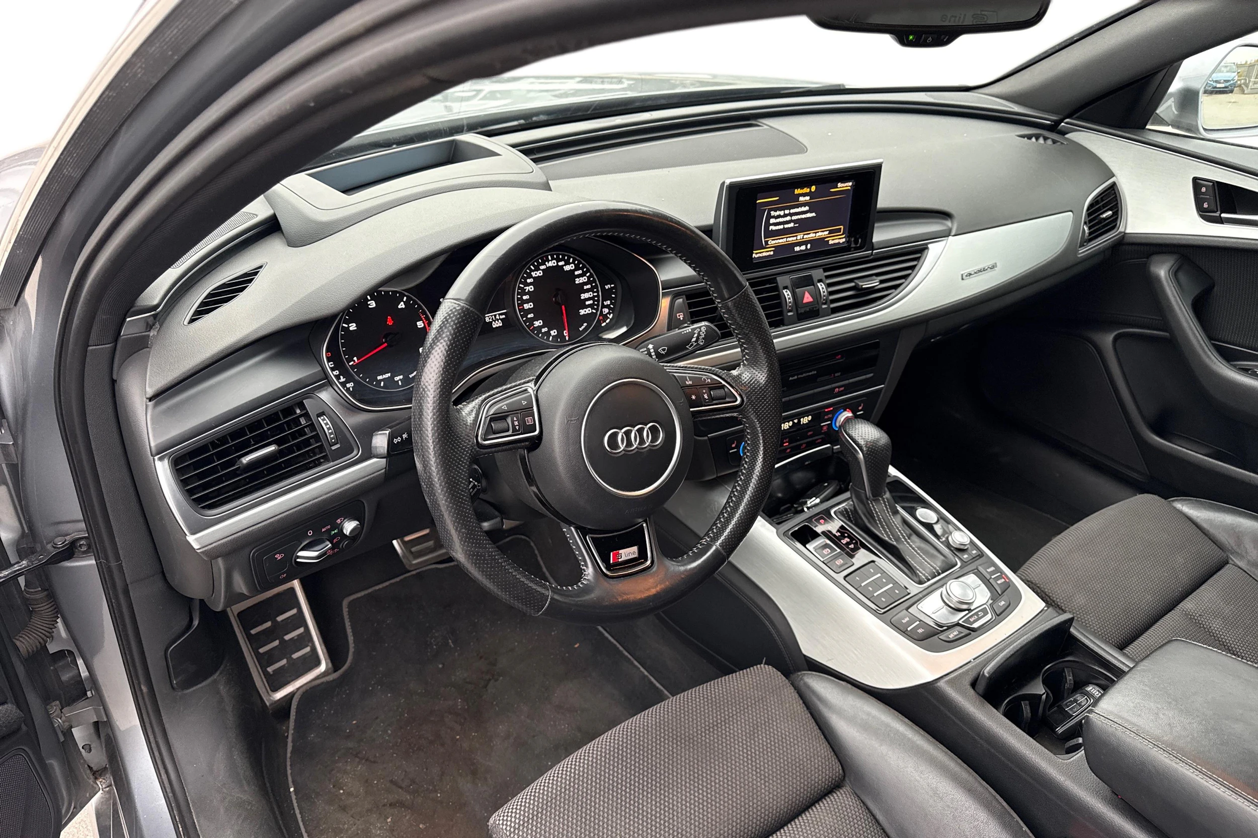 harmaa Audi A6 2015 kuva 3.