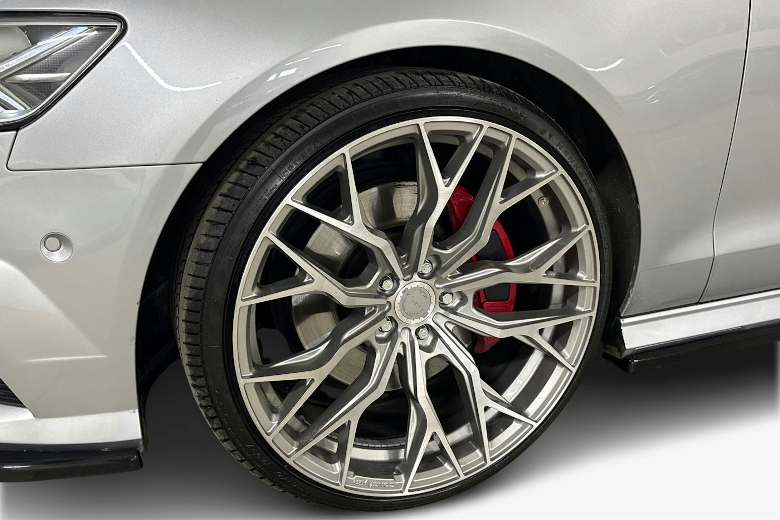 harmaa Audi A6 2015 kuva 11.