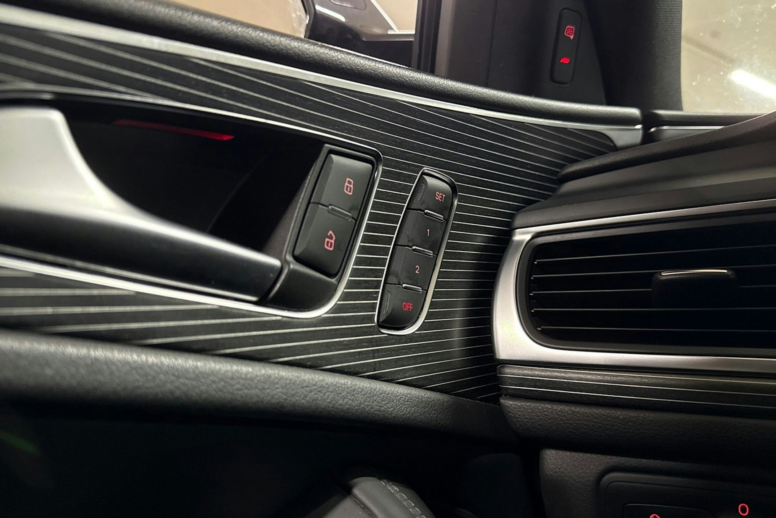 harmaa Audi A6 2015 kuva 21.