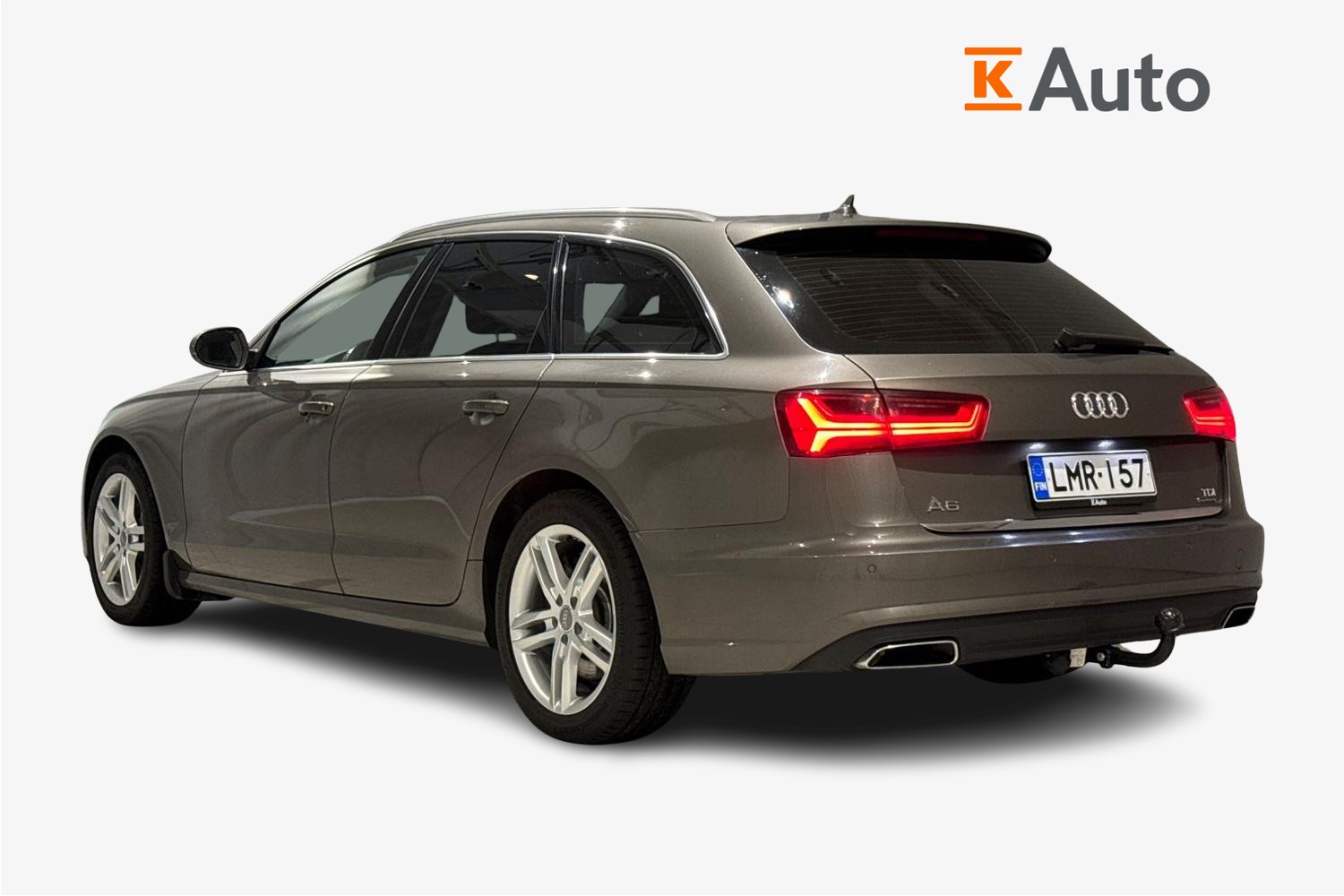 Audi A6 2015, photo 2/3