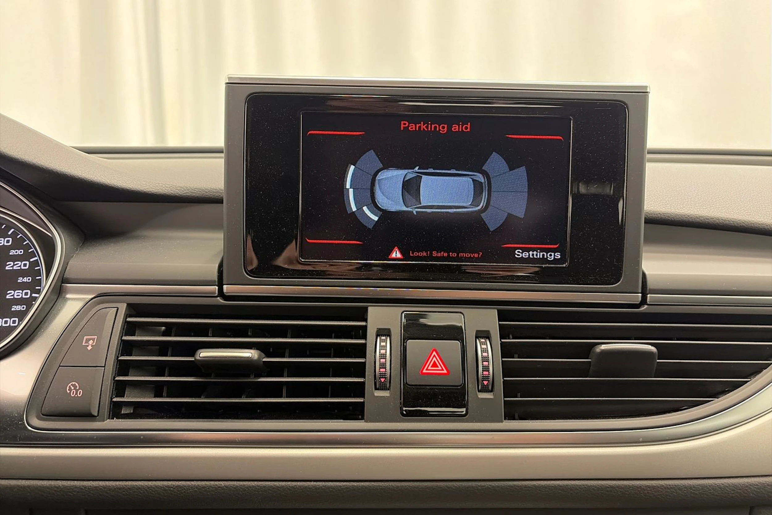 met. harmaa Audi A6 2015 kuva 17.