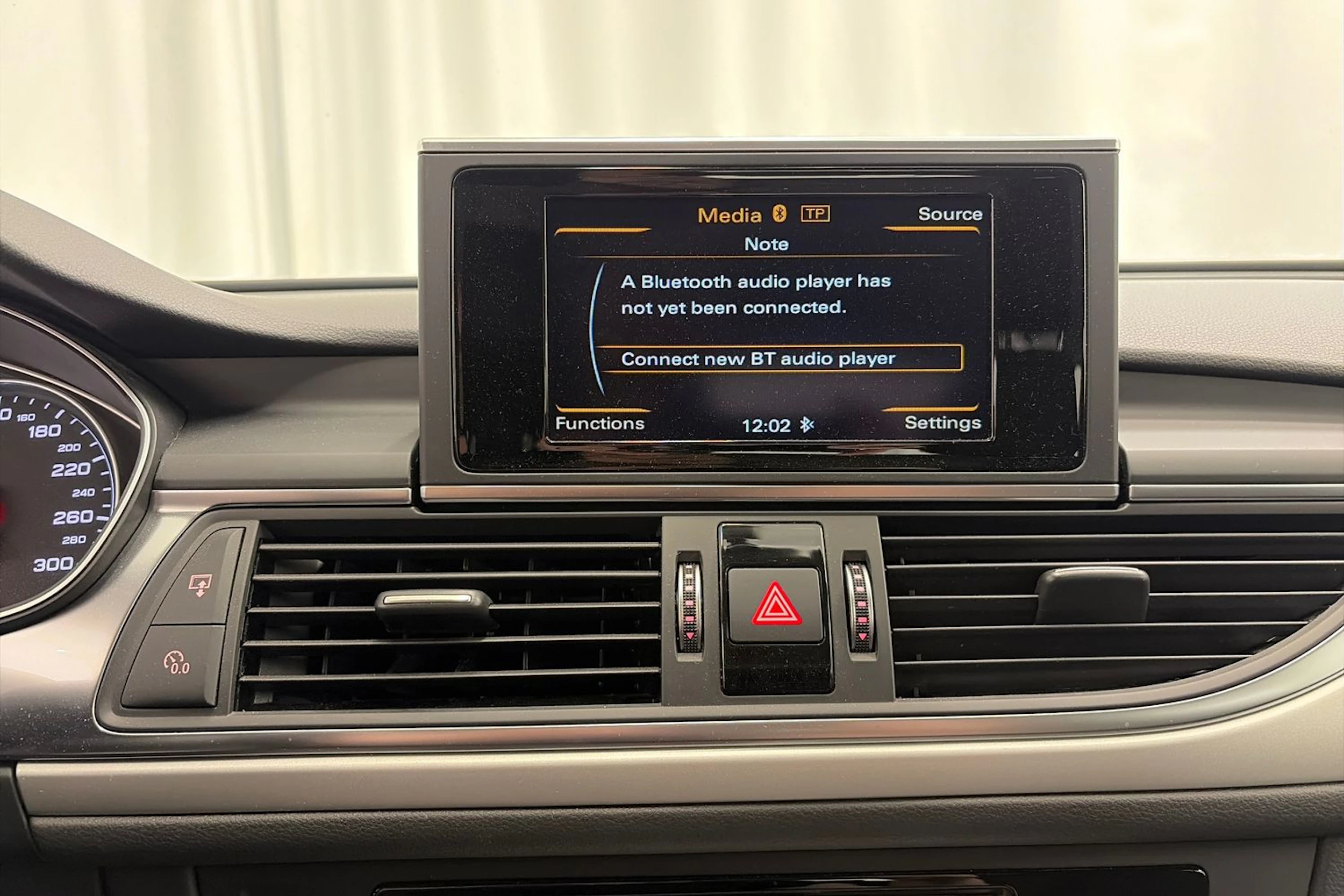met. harmaa Audi A6 2015 kuva 18.